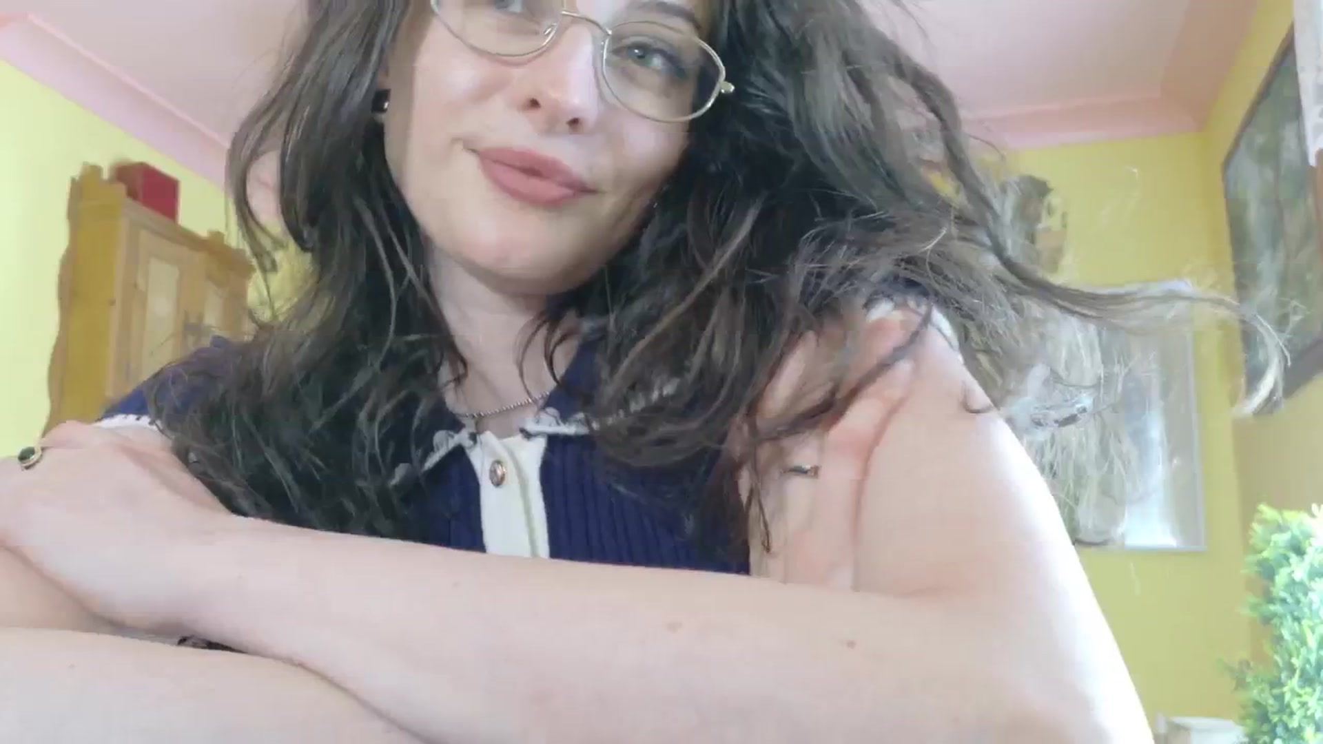 Gallery image thumbnail from porcelaincity's myfreecams stream on, 08/25/2025, 13:30 image 11 of 20