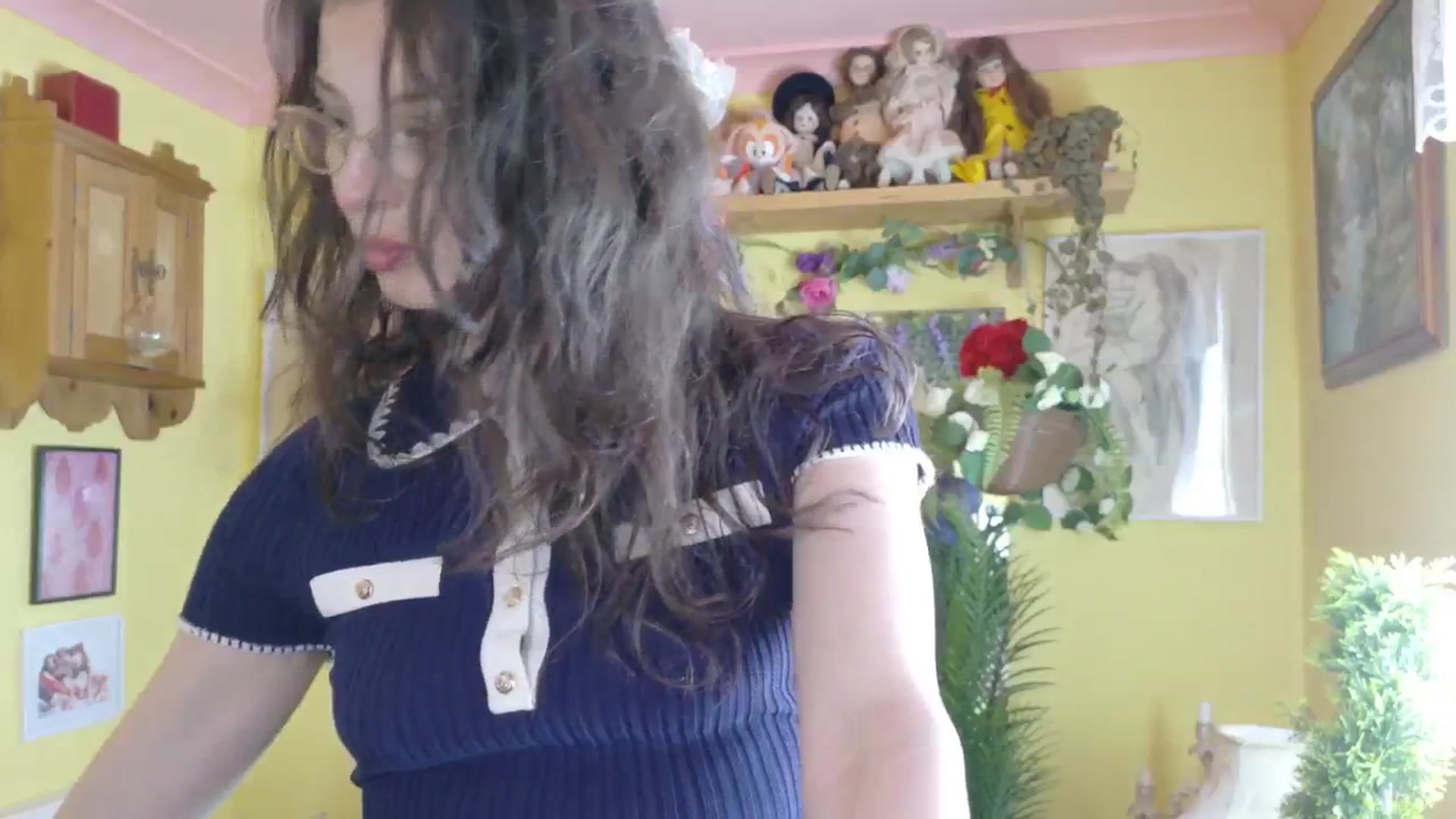 Gallery image thumbnail from porcelaincity's myfreecams stream on, 08/25/2025, 14:45 image 15 of 20
