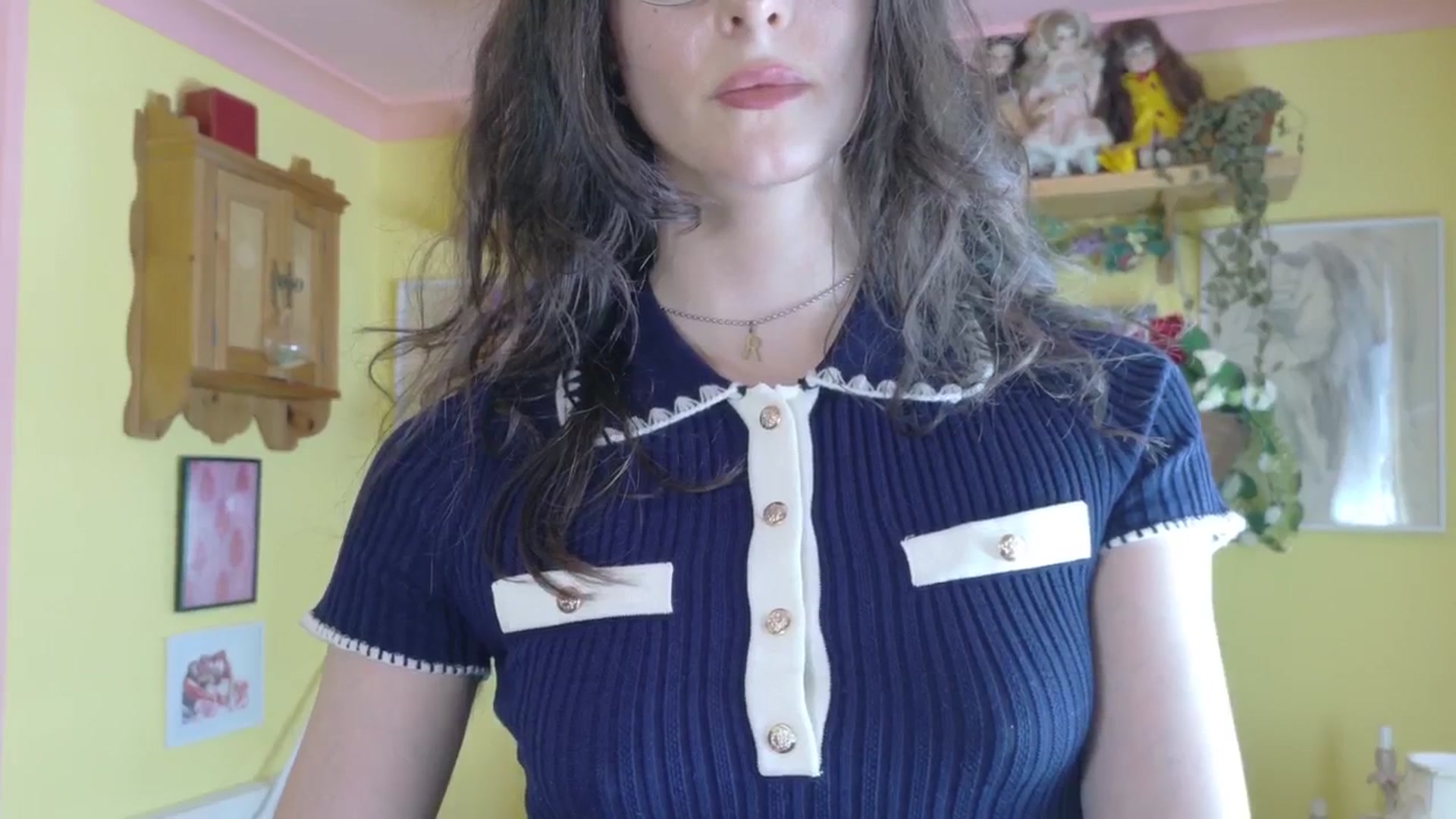 Gallery image thumbnail from porcelaincity's myfreecams stream on, 08/25/2025, 14:45 image 2 of 20