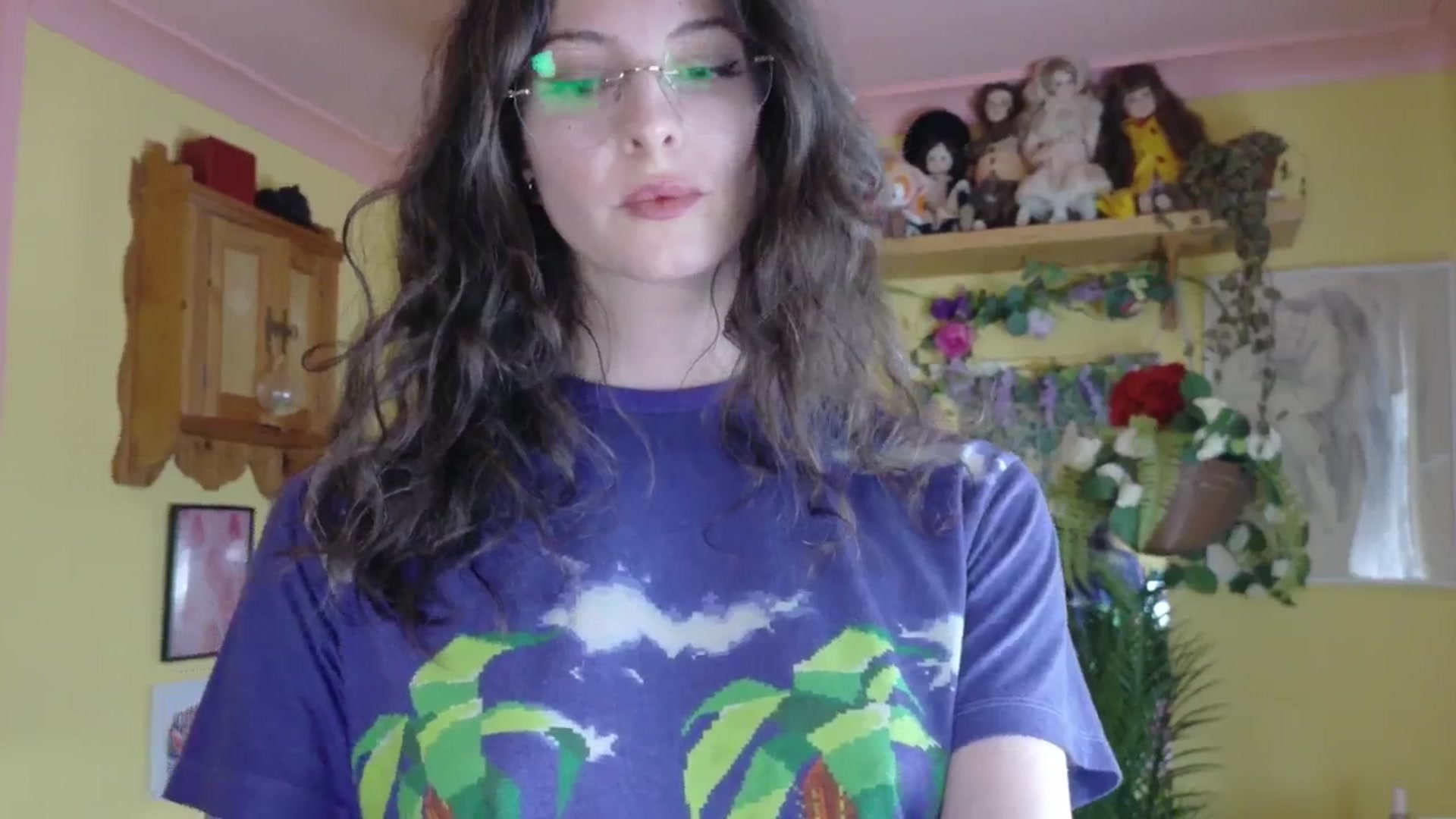 Gallery image thumbnail from porcelaincity's myfreecams stream on, 09/01/2025, 15:46 image 14 of 20