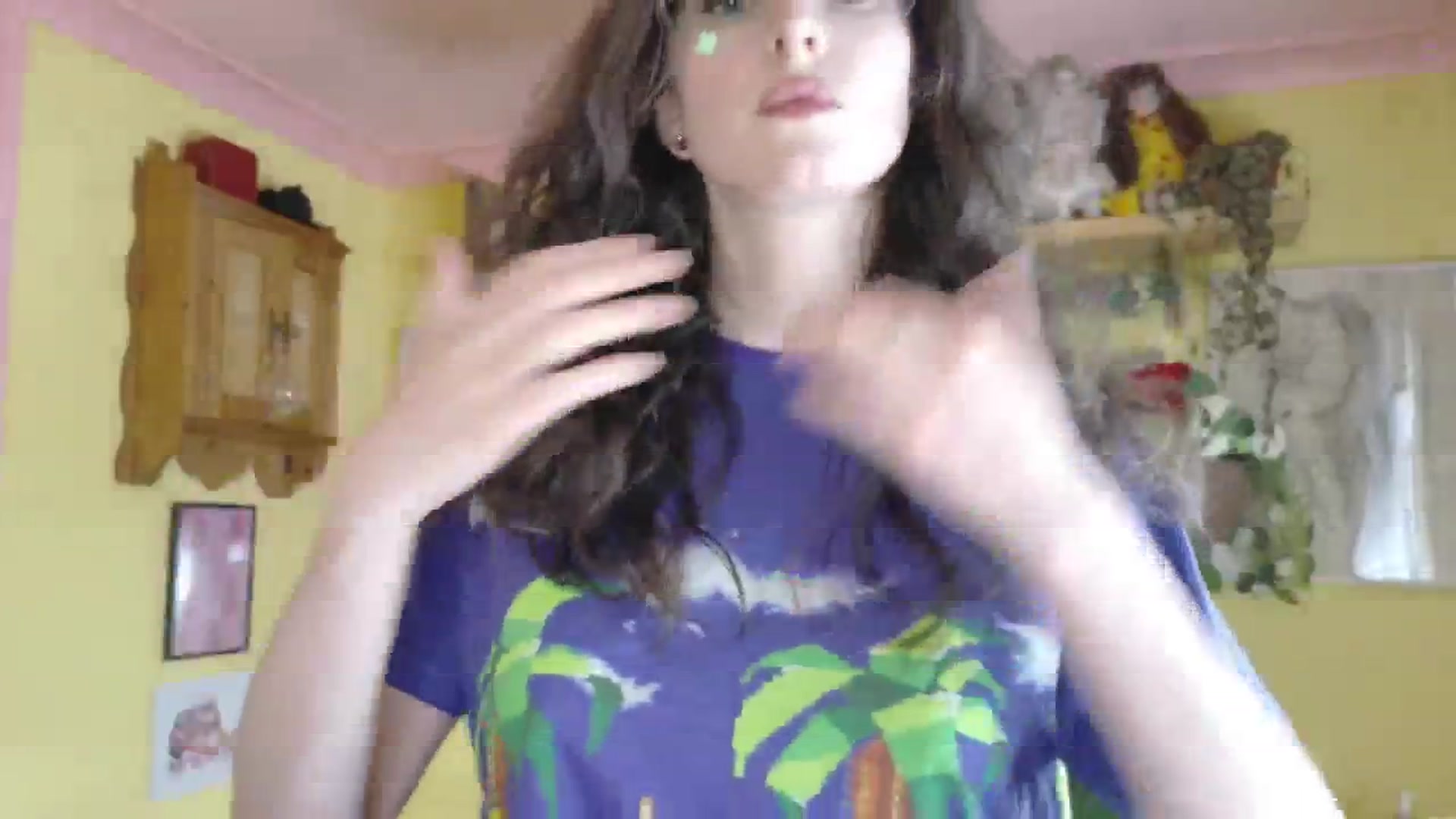 Gallery image thumbnail from porcelaincity's myfreecams stream on, 09/01/2025, 15:46 image 16 of 20
