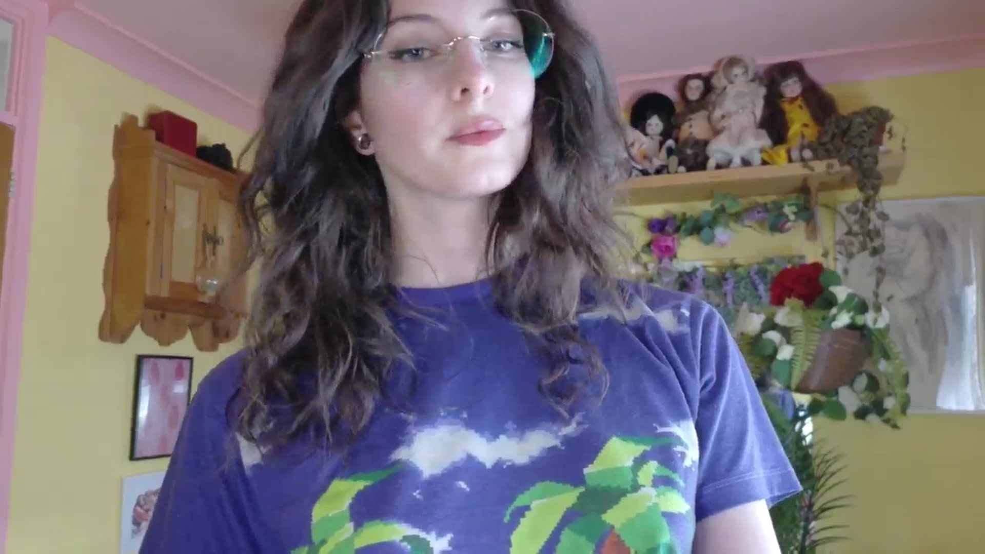 Gallery image thumbnail from porcelaincity's myfreecams stream on, 09/01/2025, 15:46 image 8 of 20