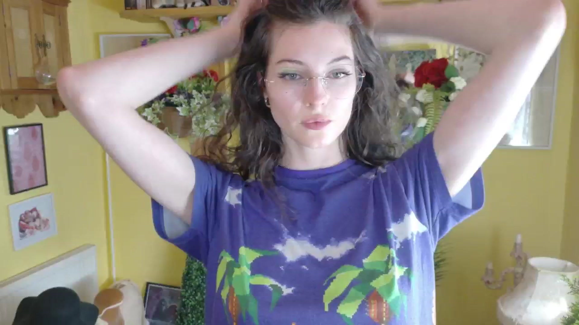 Gallery image thumbnail from porcelaincity's myfreecams stream on, 09/01/2025, 17:58 image 8 of 20