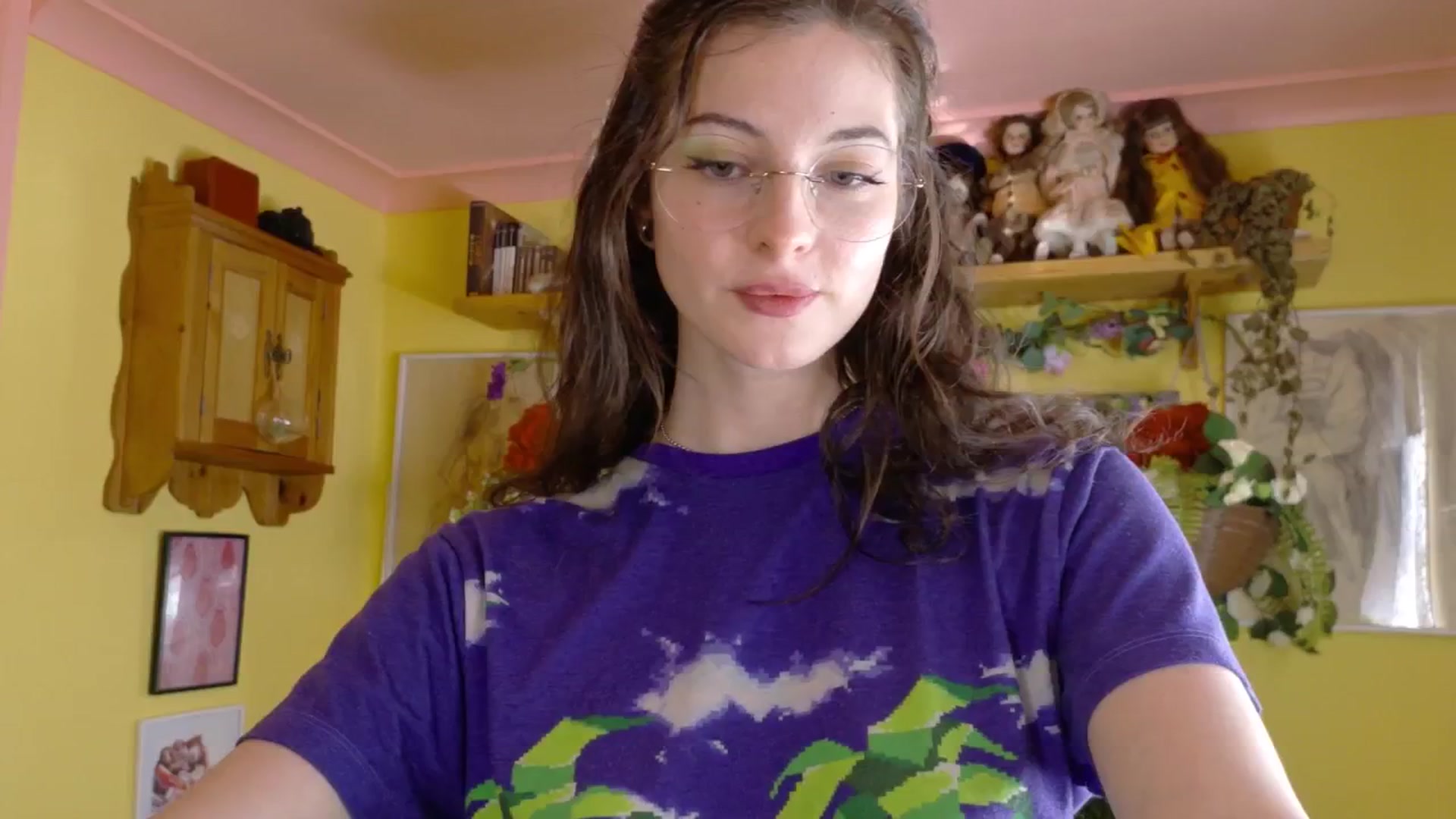 Gallery image thumbnail from porcelaincity's myfreecams stream on, 09/03/2025, 16:17 image 13 of 20