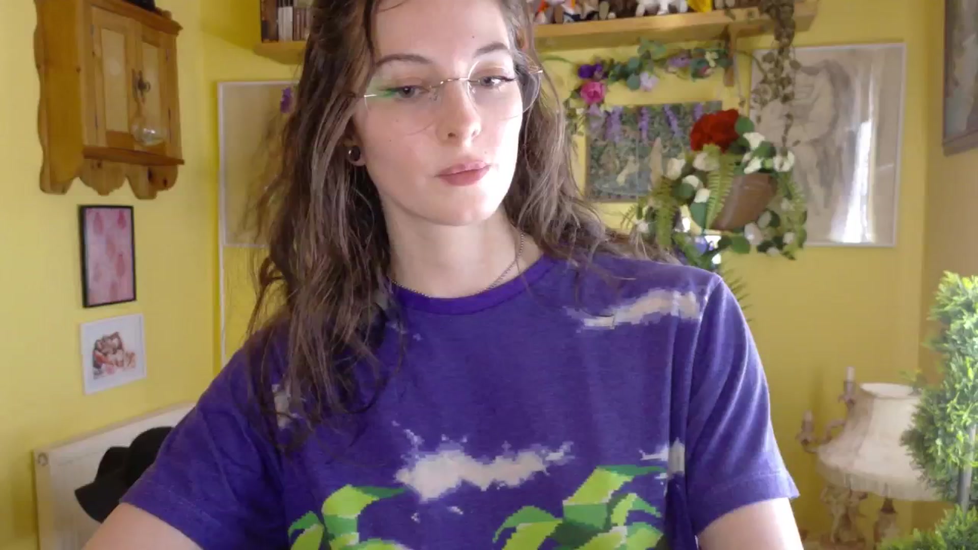 Gallery image thumbnail from porcelaincity's myfreecams stream on, 09/03/2025, 16:17 image 15 of 20