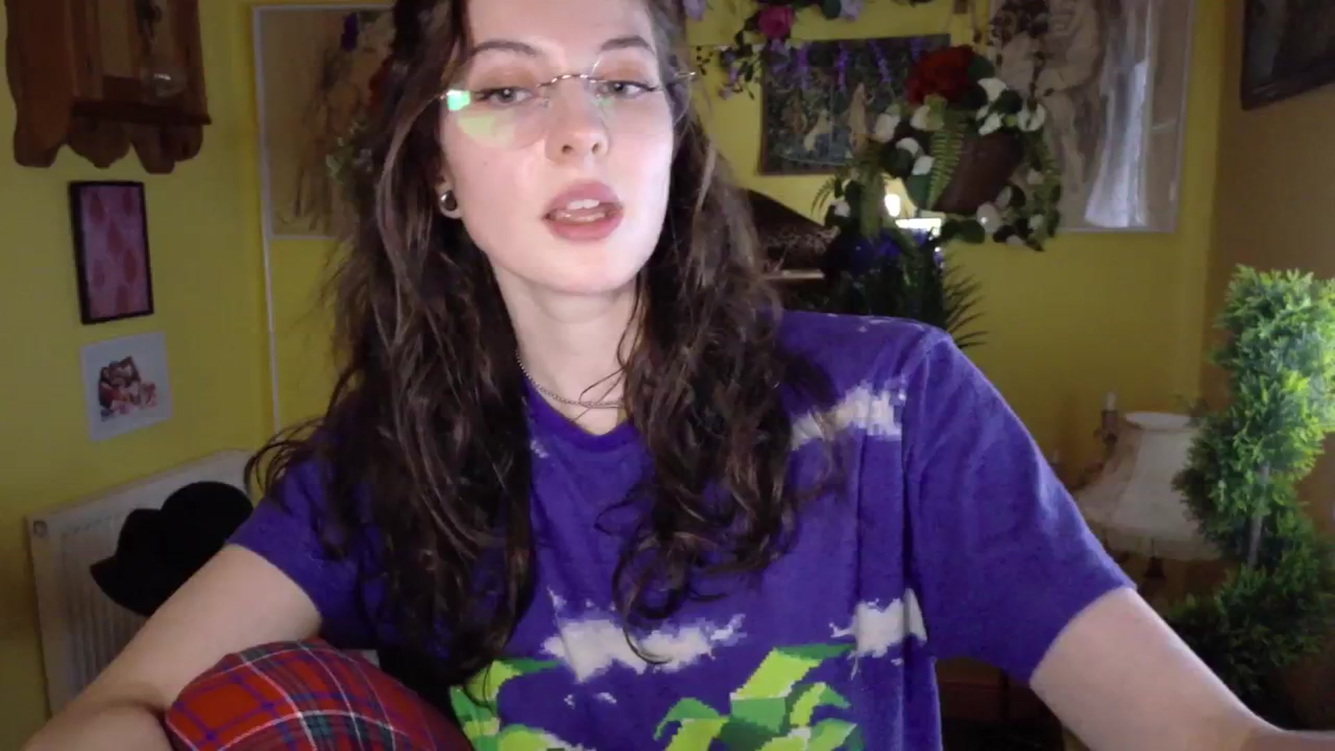 Gallery image thumbnail from porcelaincity's myfreecams stream on, 09/03/2025, 16:17 image 19 of 20