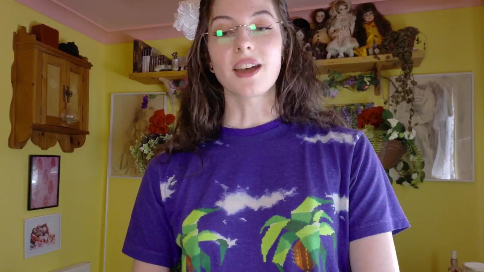 Gallery image thumbnail from porcelaincity's myfreecams stream on, 09/03/2025, 16:17 image 7 of 20