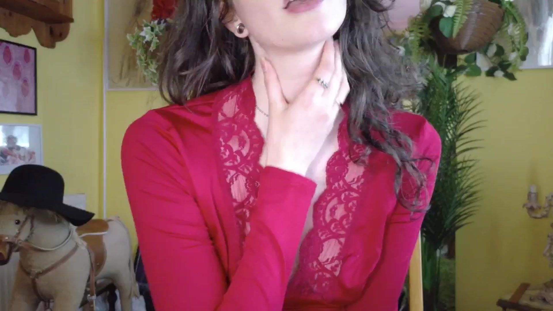 Gallery image thumbnail from porcelaincity's myfreecams stream on, 09/08/2025, 17:26 image 16 of 20