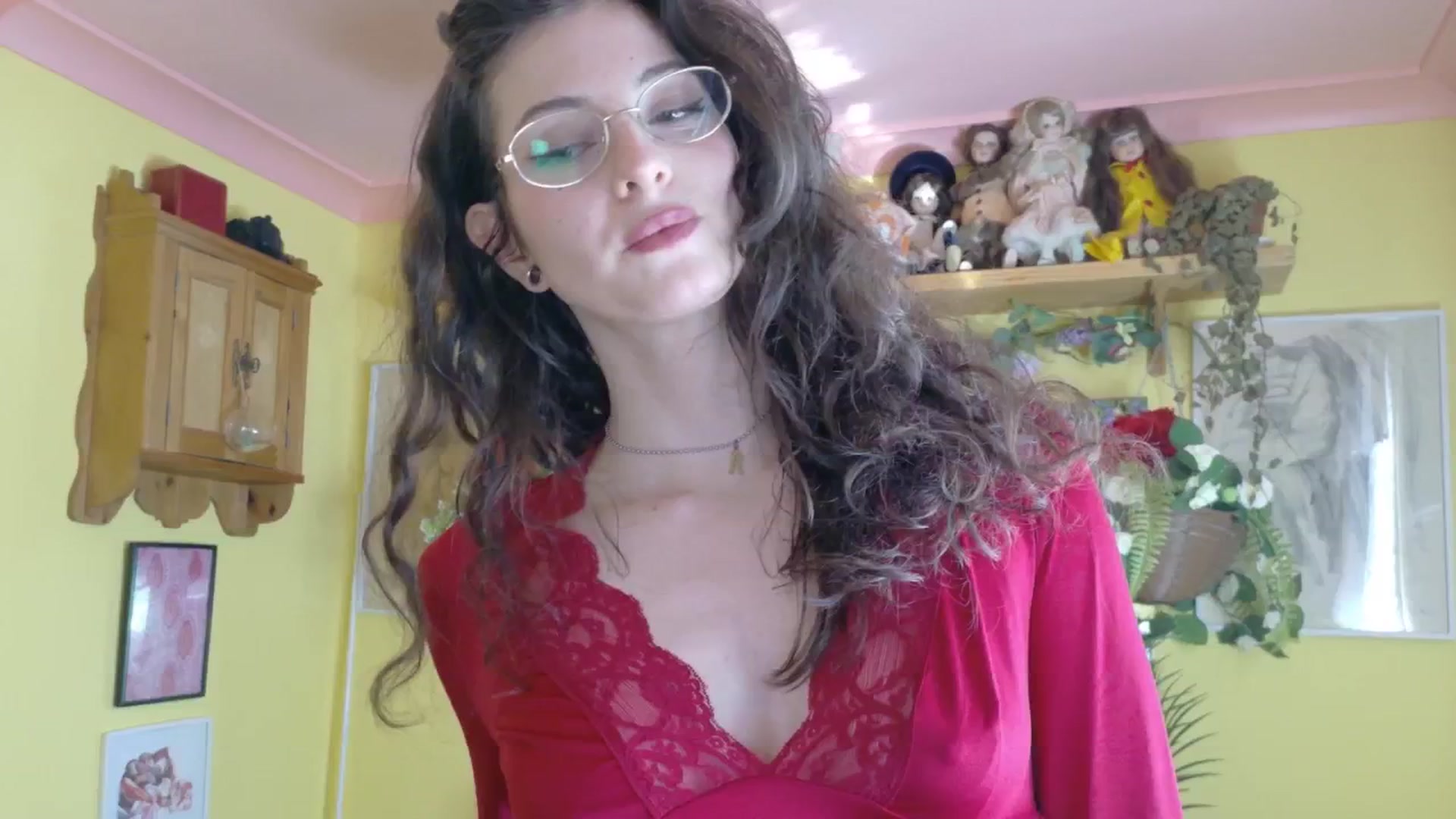Gallery image thumbnail from porcelaincity's myfreecams stream on, 09/08/2025, 17:26 image 8 of 20