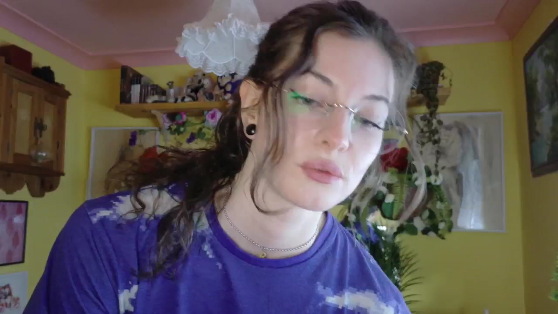 Gallery image thumbnail from porcelaincity's myfreecams stream on, 09/11/2025, 16:49 image 15 of 20