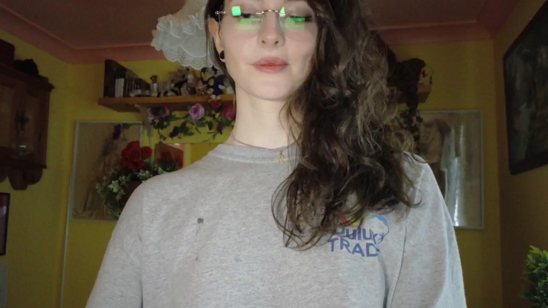 Gallery image thumbnail from porcelaincity's myfreecams stream on, 09/16/2025, 14:02 image 20 of 20