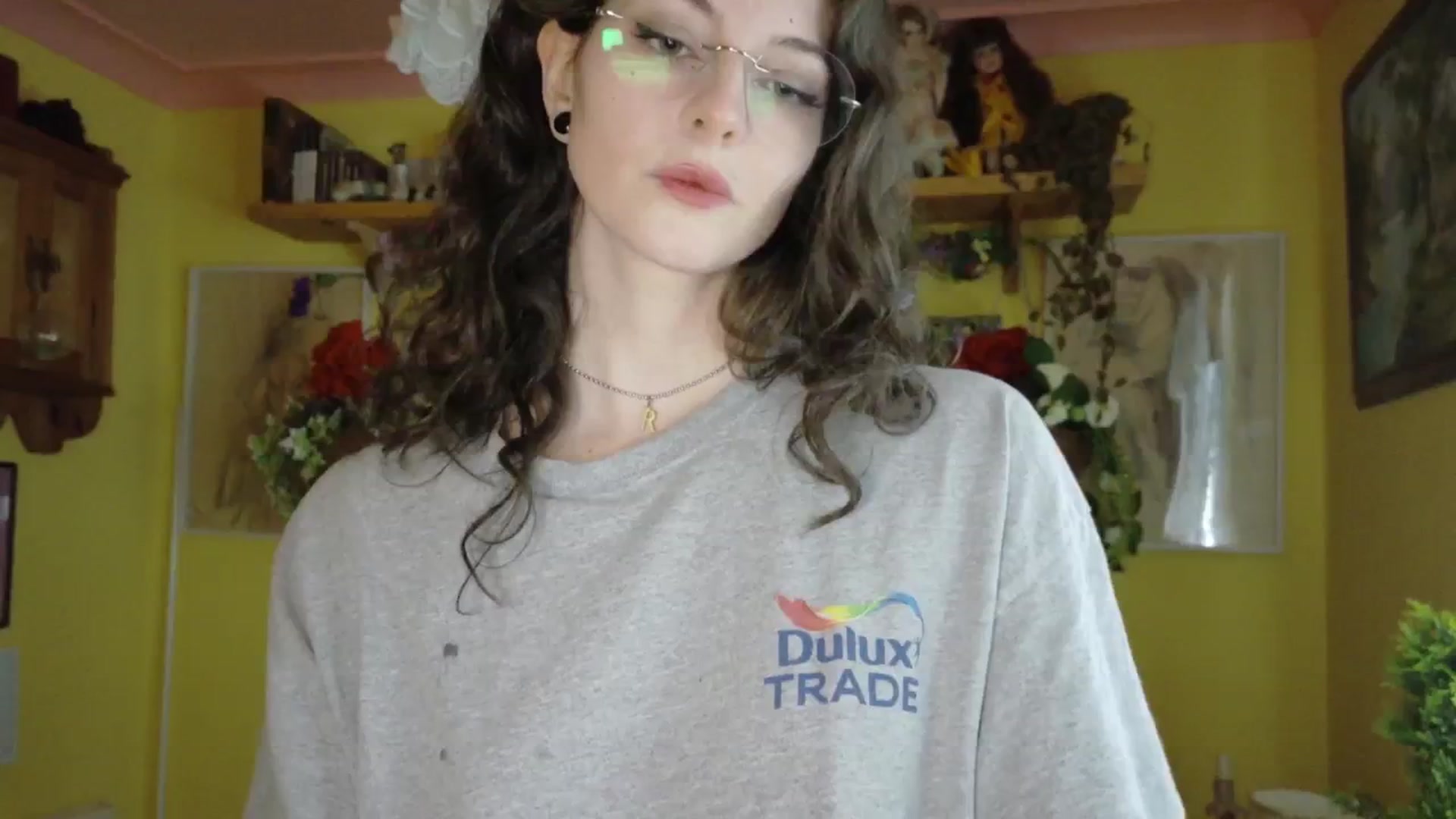 Gallery image thumbnail from porcelaincity's myfreecams stream on, 09/16/2025, 14:02 image 10 of 20