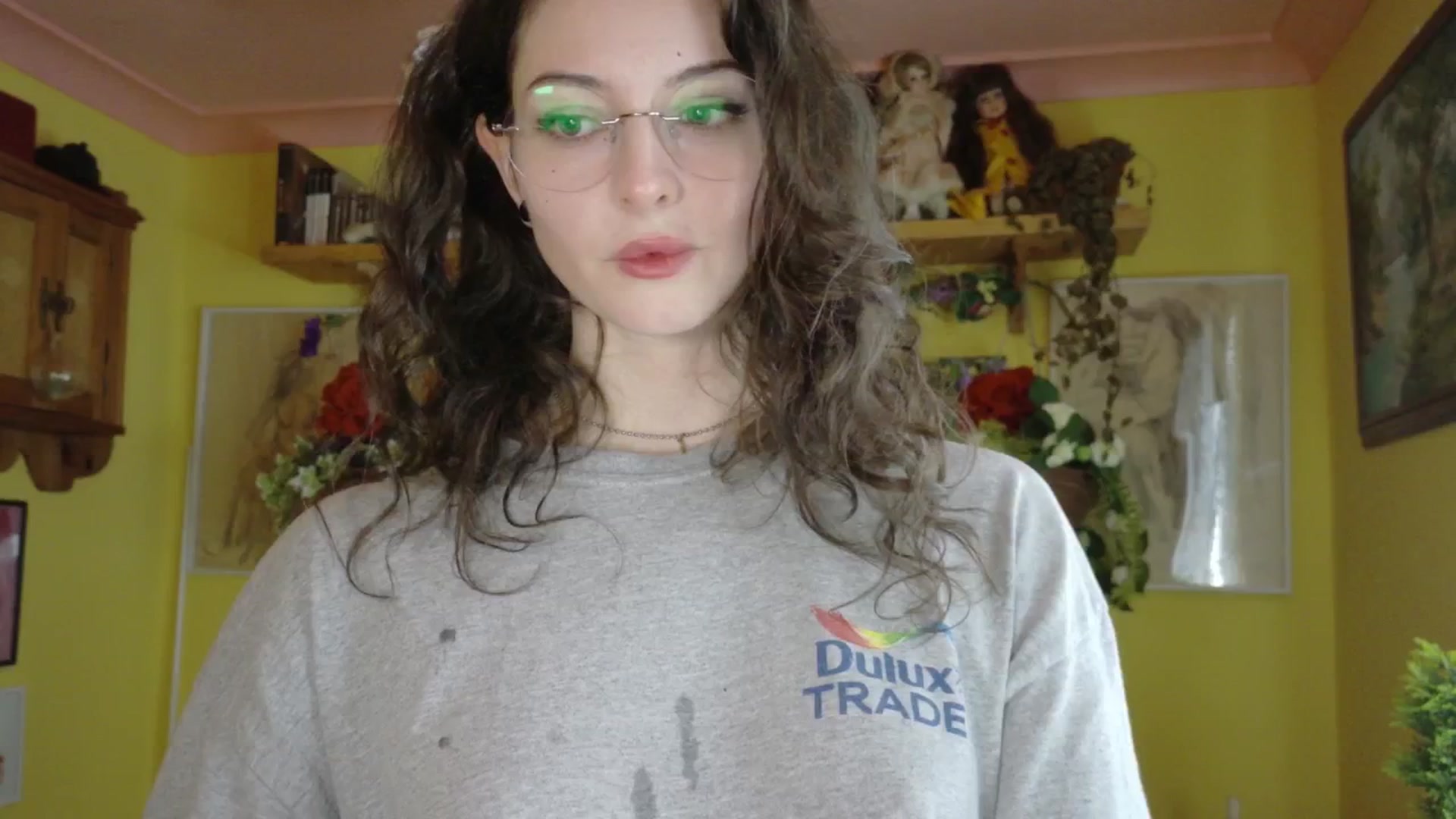 Gallery image thumbnail from porcelaincity's myfreecams stream on, 09/16/2025, 14:02 image 2 of 20