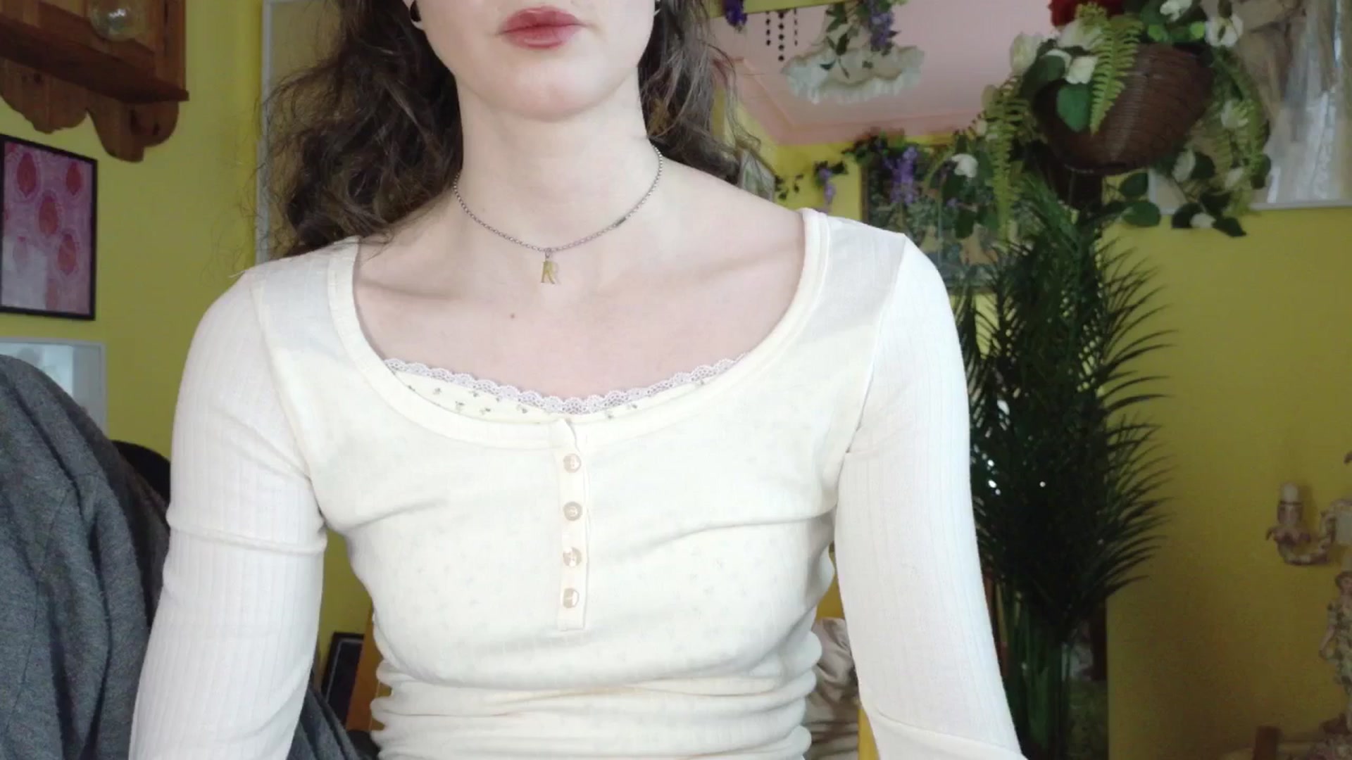 Gallery image thumbnail from porcelaincity's myfreecams stream on, 09/17/2025, 14:00 image 19 of 20