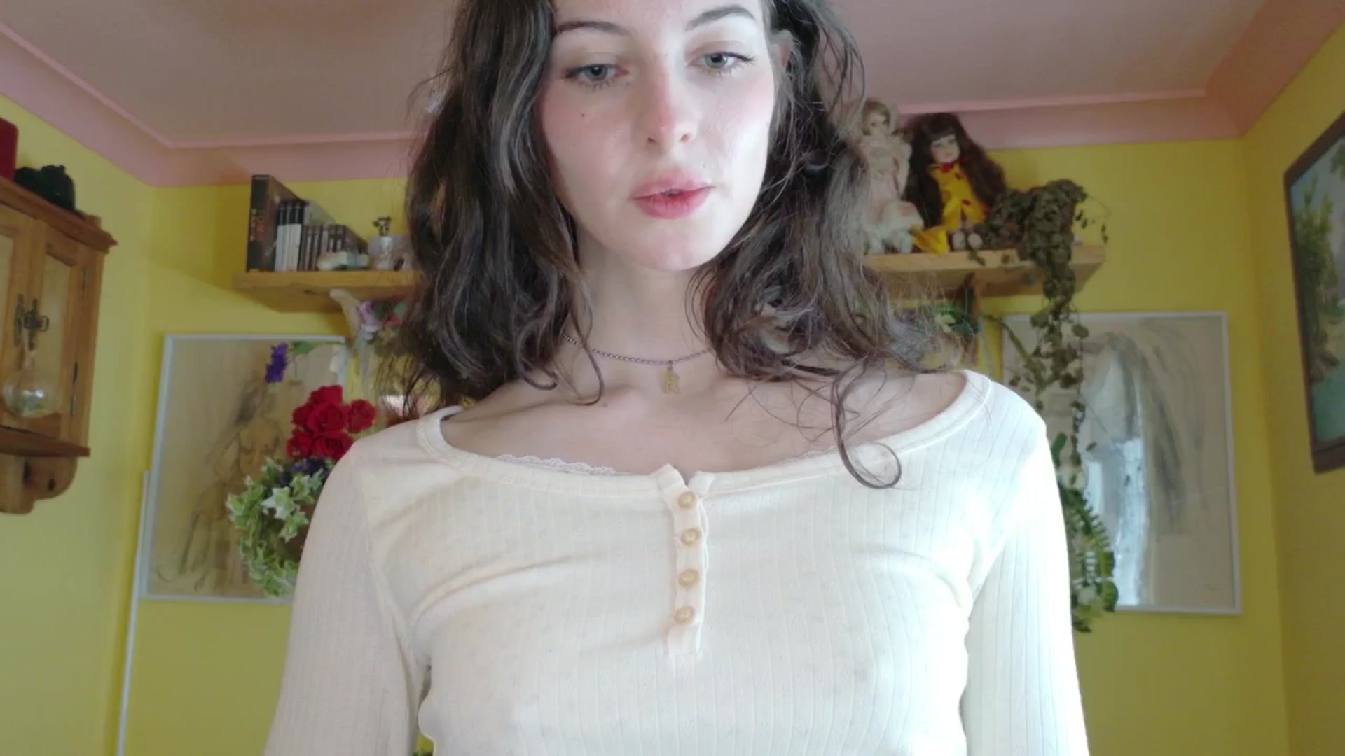Gallery image thumbnail from porcelaincity's myfreecams stream on, 09/23/2025, 12:40 image 10 of 20