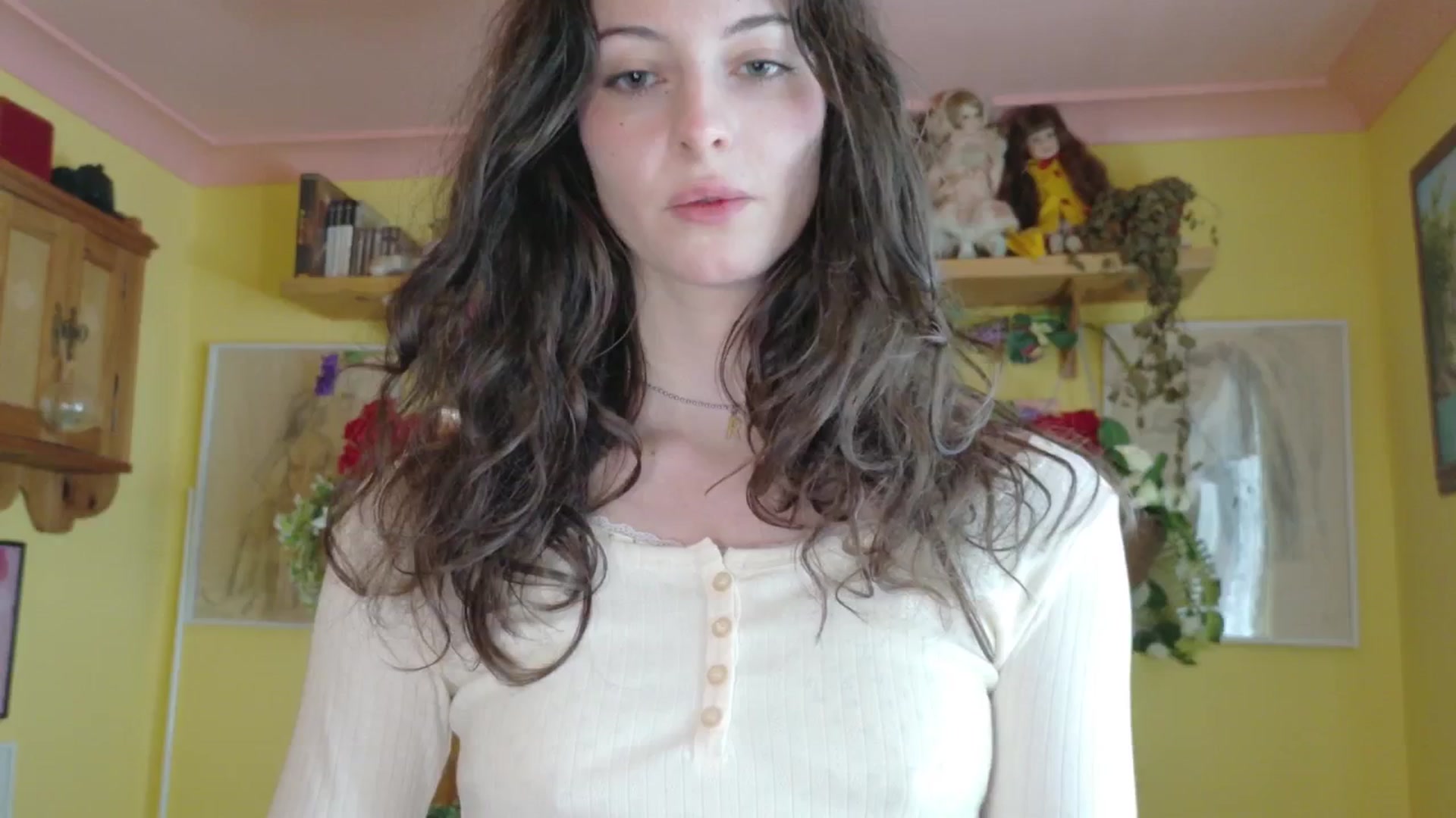 Gallery image thumbnail from porcelaincity's myfreecams stream on, 09/23/2025, 12:40 image 17 of 20