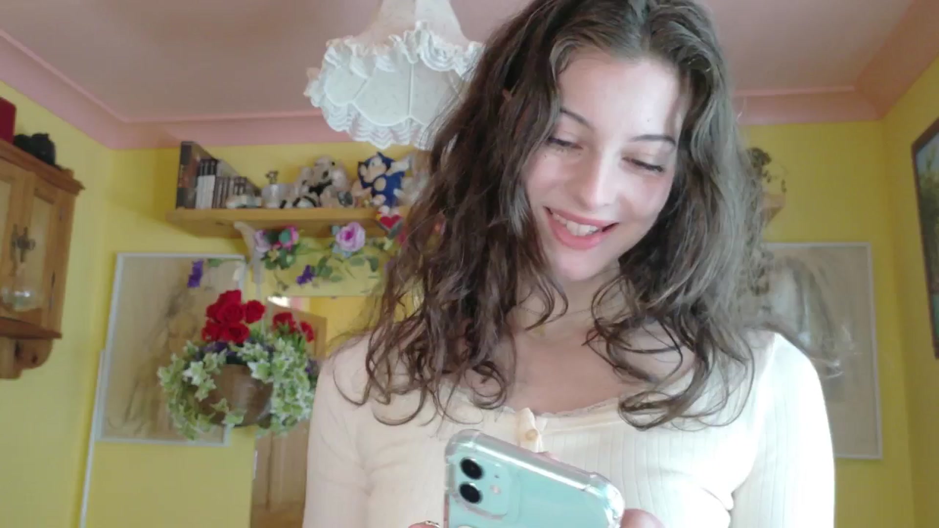 Gallery image thumbnail from porcelaincity's myfreecams stream on, 09/23/2025, 12:40 image 1 of 20