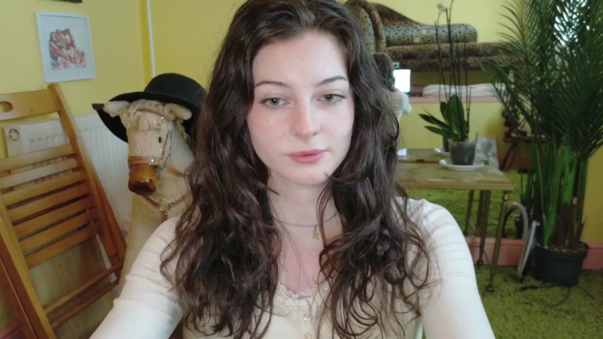 Gallery image thumbnail from porcelaincity's myfreecams stream on, 09/23/2025, 13:05 image 13 of 20