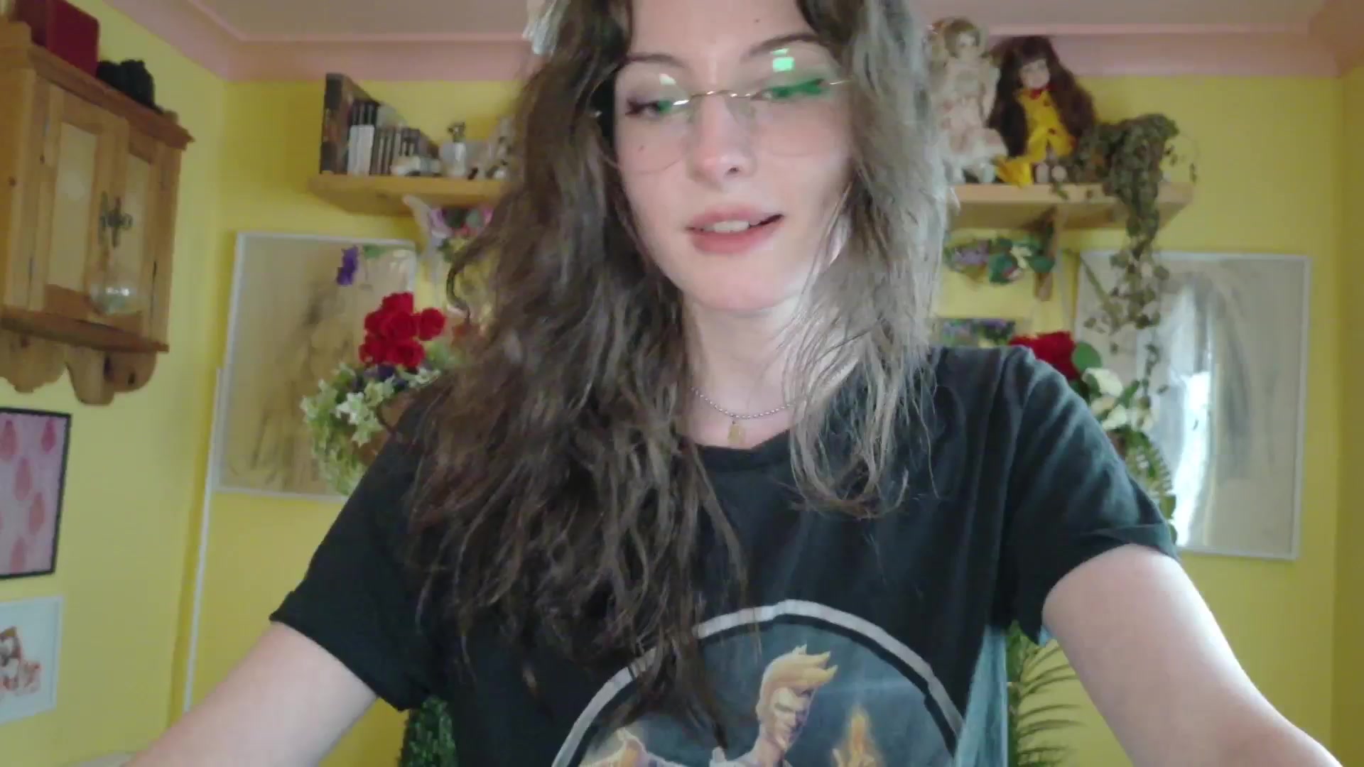 Gallery image thumbnail from porcelaincity's myfreecams stream on, 09/24/2025, 15:33 image 18 of 20