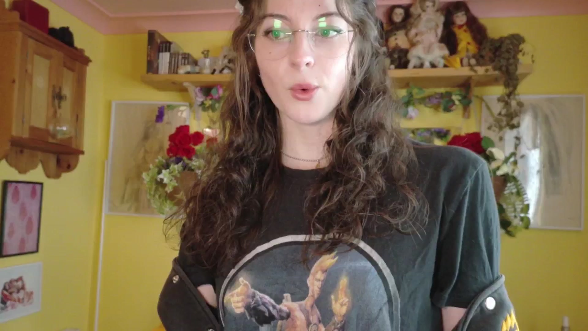 Gallery image thumbnail from porcelaincity's myfreecams stream on, 09/24/2025, 15:33 image 1 of 20