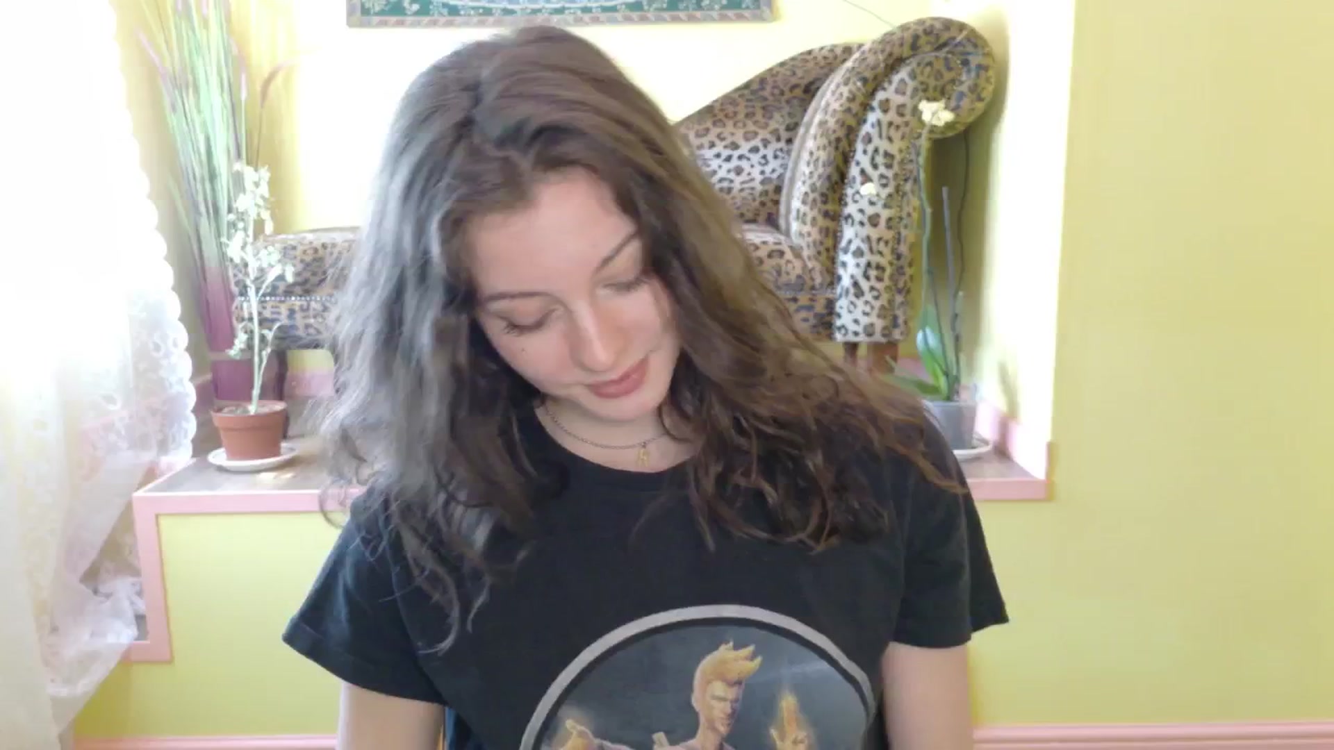 Gallery image thumbnail from porcelaincity's myfreecams stream on, 09/25/2025, 12:28 image 17 of 20