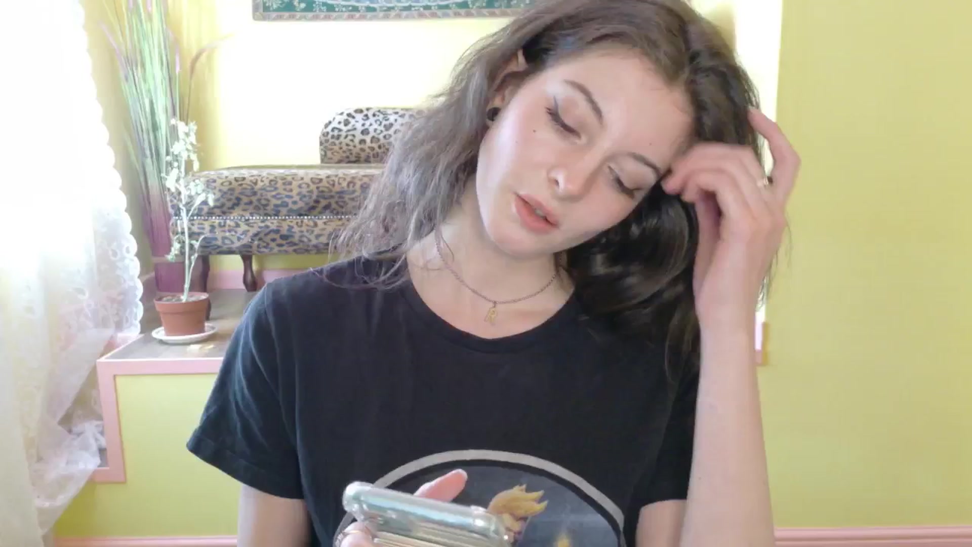 Gallery image thumbnail from porcelaincity's myfreecams stream on, 09/25/2025, 12:28 image 15 of 20