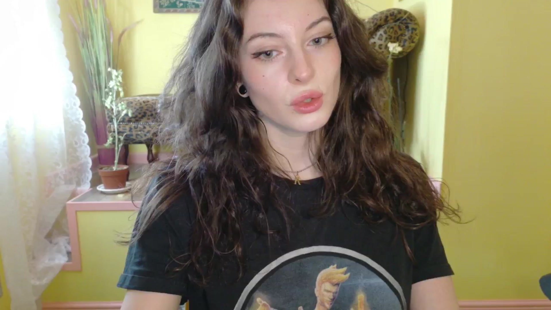 Gallery image thumbnail from porcelaincity's myfreecams stream on, 09/25/2025, 12:28 image 1 of 20