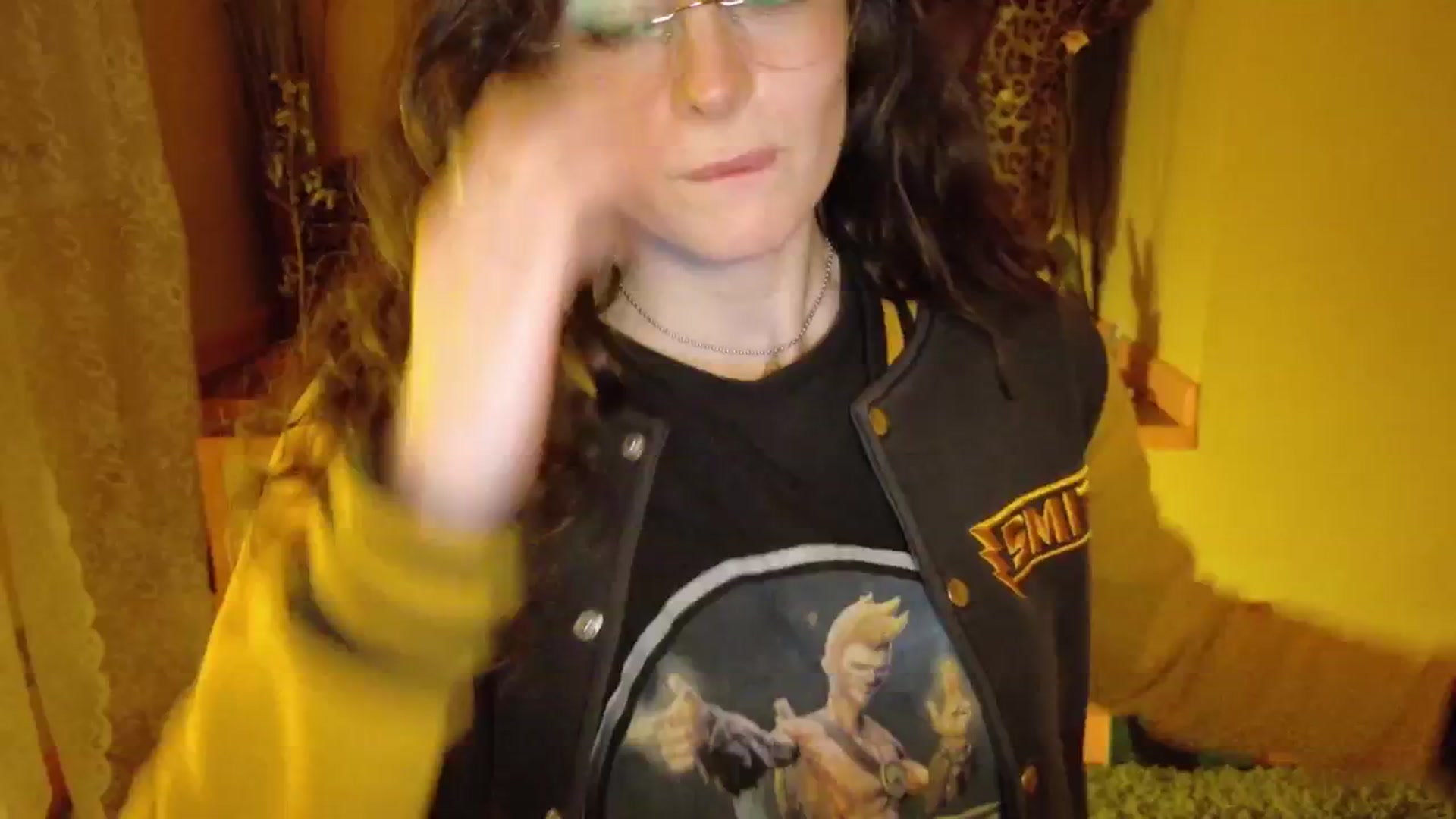 Gallery image thumbnail from porcelaincity's myfreecams stream on, 09/26/2025, 23:28 image 4 of 20