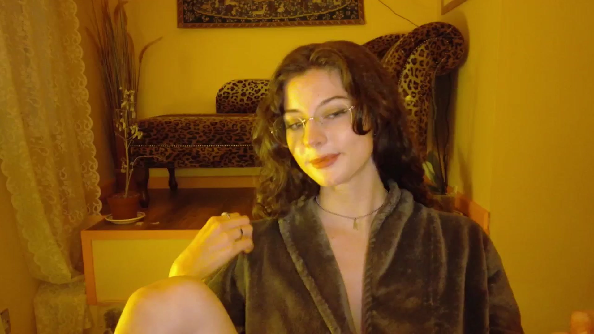 Gallery image thumbnail from porcelaincity's myfreecams stream on, 09/30/2025, 20:51 image 11 of 20