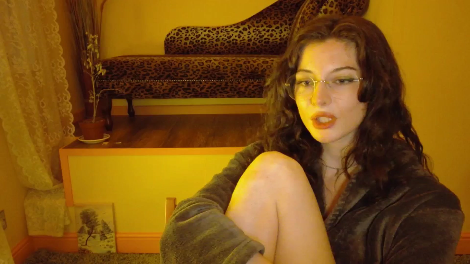 Gallery image thumbnail from porcelaincity's myfreecams stream on, 09/30/2025, 20:51 image 14 of 20