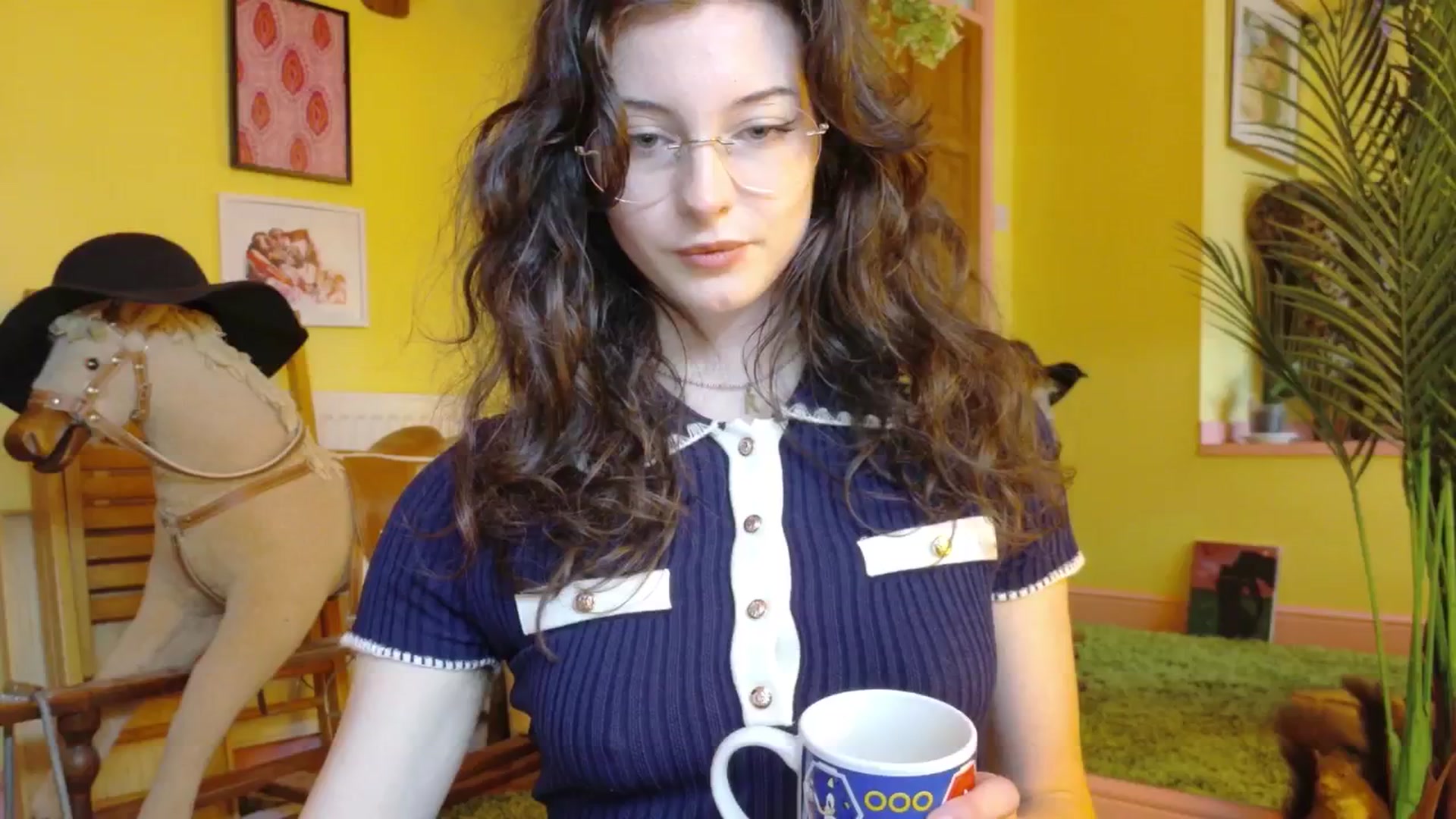 Gallery image thumbnail from porcelaincity's myfreecams stream on, 10/08/2025, 13:00 image 9 of 20