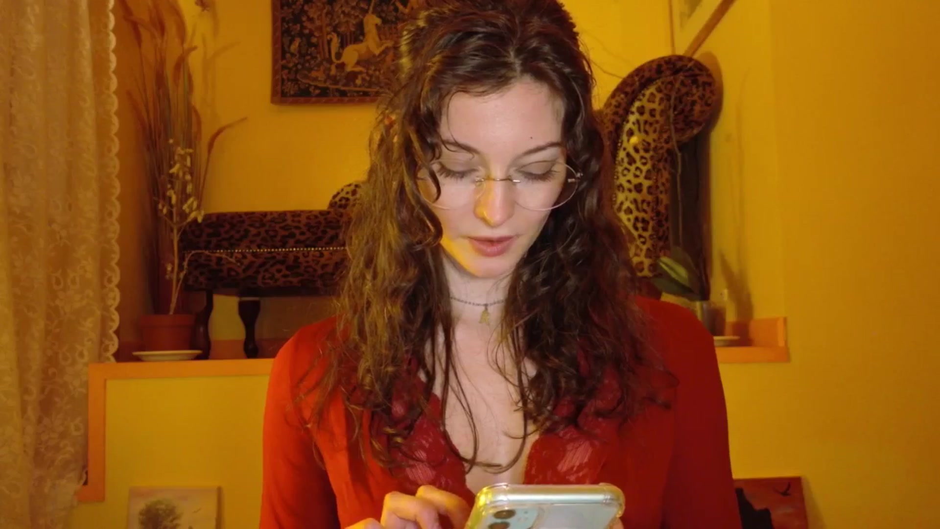 Gallery image thumbnail from porcelaincity's myfreecams stream on, 10/17/2025, 22:25 image 19 of 20