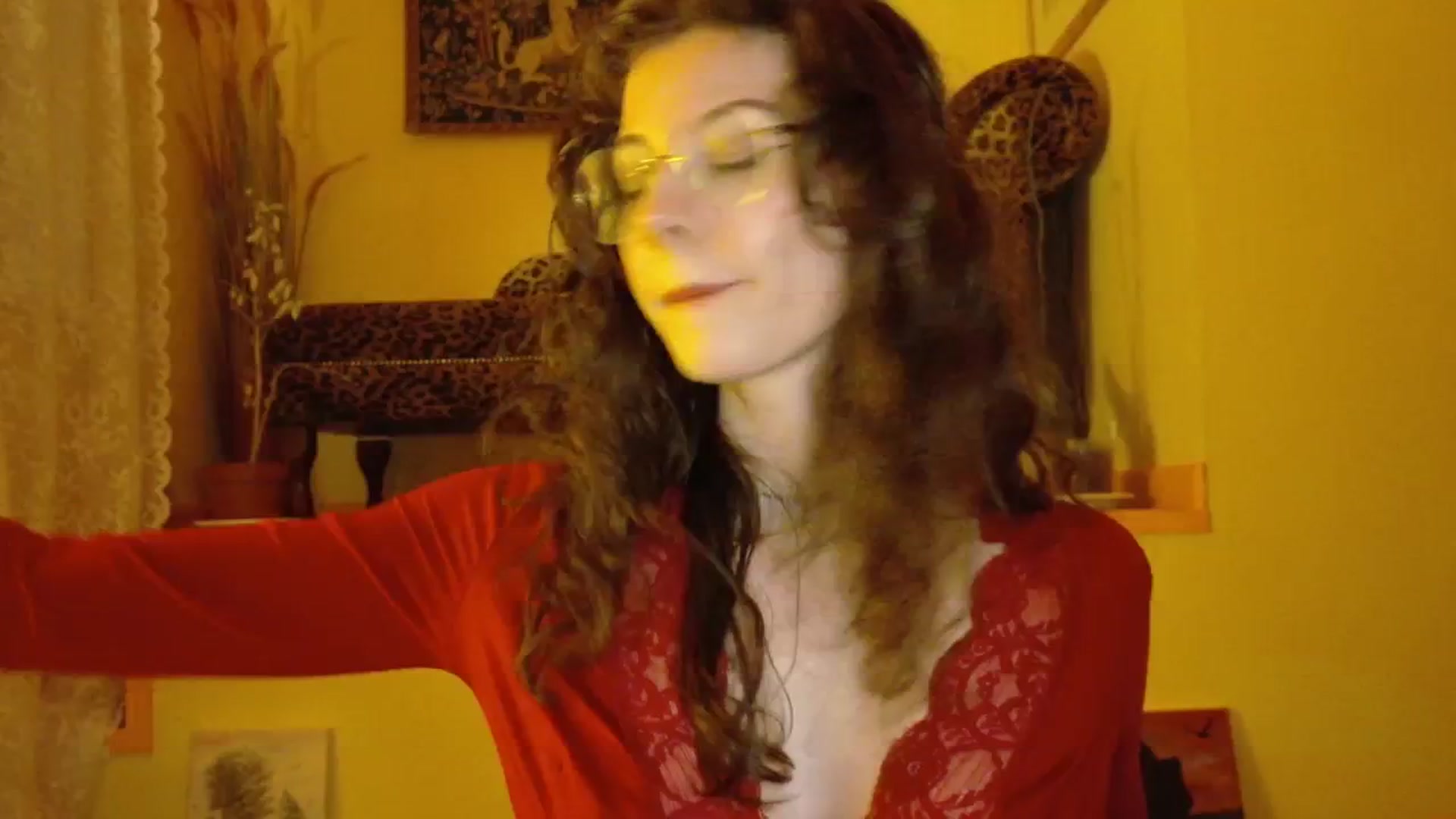 Gallery image thumbnail from porcelaincity's myfreecams stream on, 10/17/2025, 22:25 image 2 of 20