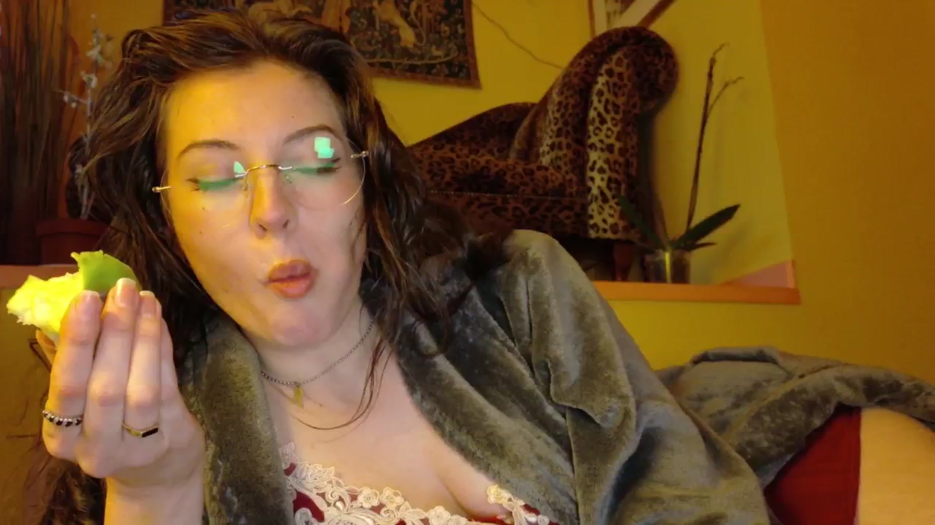 Gallery image thumbnail from porcelaincity's myfreecams stream on, 10/22/2025, 16:49 image 2 of 20