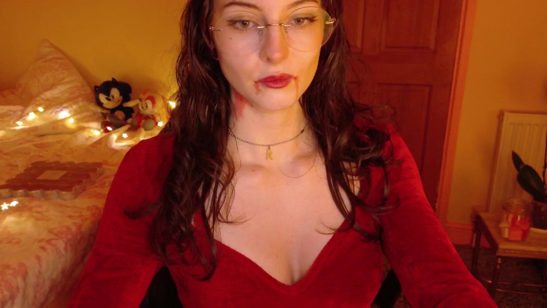 Gallery image thumbnail from porcelaincity's myfreecams stream on, 10/28/2025, 21:01 image 6 of 20