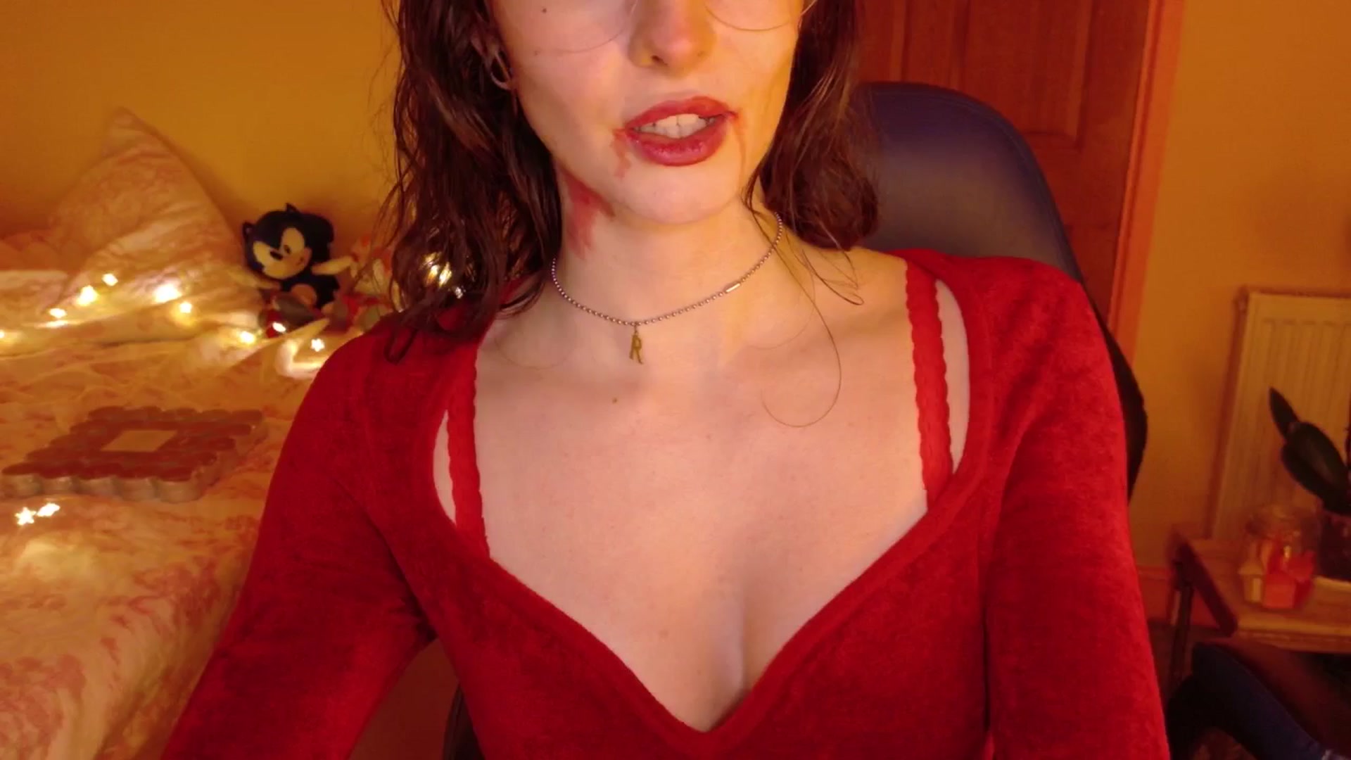 Gallery image thumbnail from porcelaincity's myfreecams stream on, 10/28/2025, 21:01 image 9 of 20