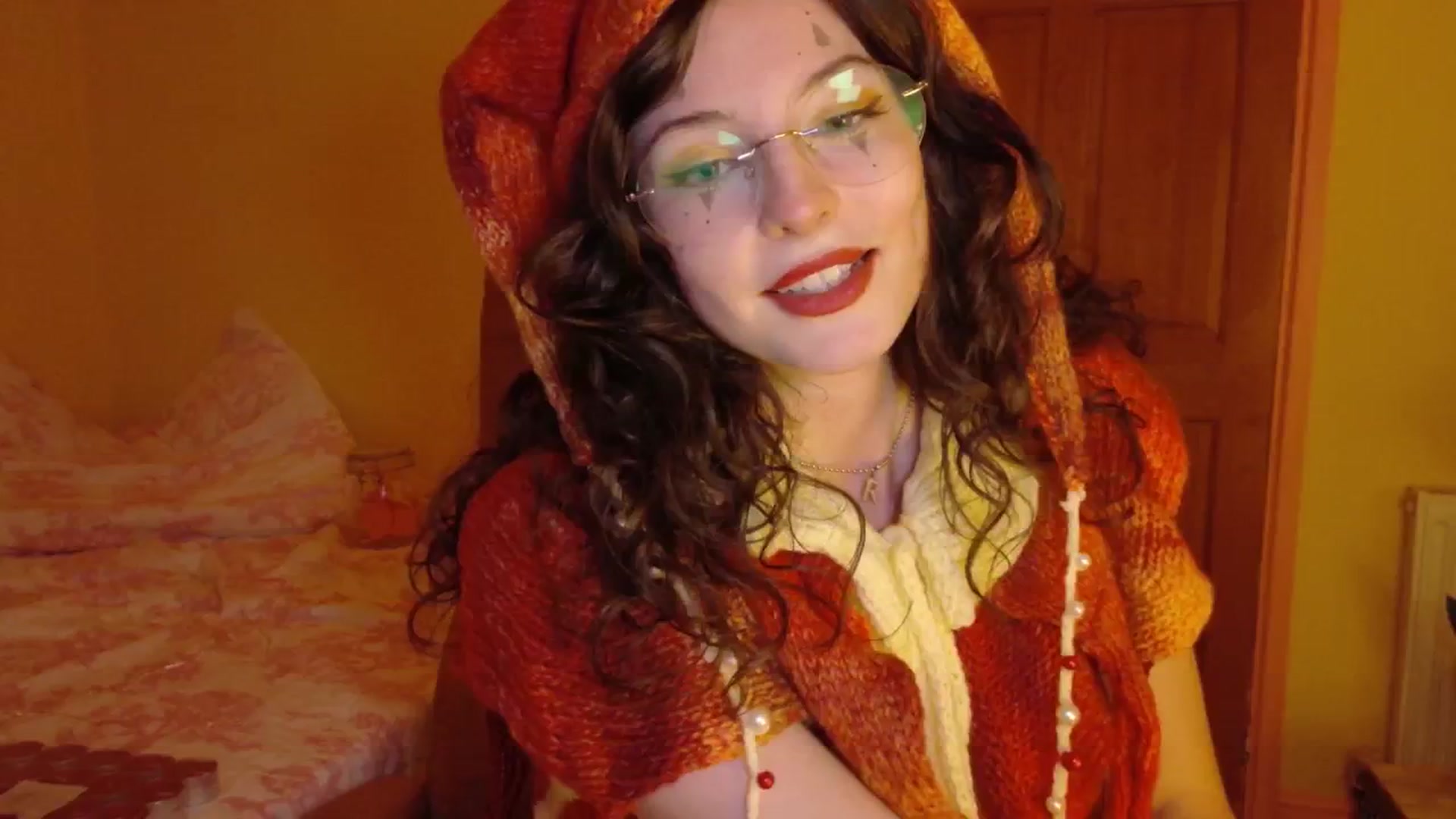 Gallery image thumbnail from porcelaincity's myfreecams stream on, 10/31/2025, 21:42 image 5 of 20