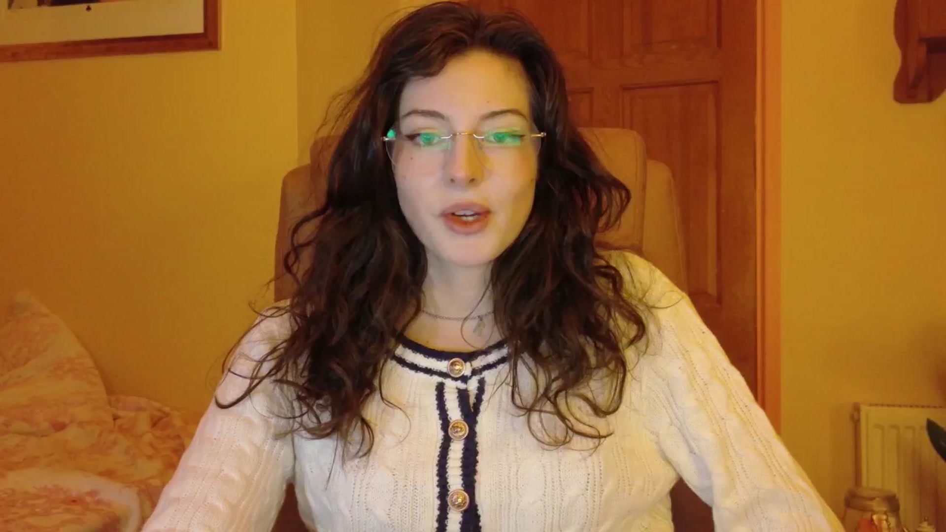 Gallery image thumbnail from porcelaincity's myfreecams stream on, 11/03/2025, 18:52 image 8 of 20