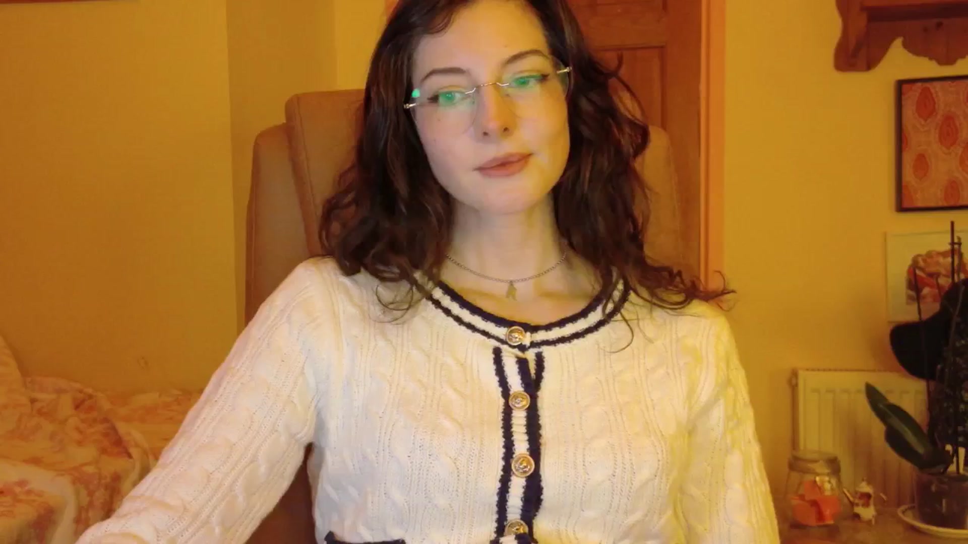 Gallery image thumbnail from porcelaincity's myfreecams stream on, 11/03/2025, 18:52 image 20 of 20