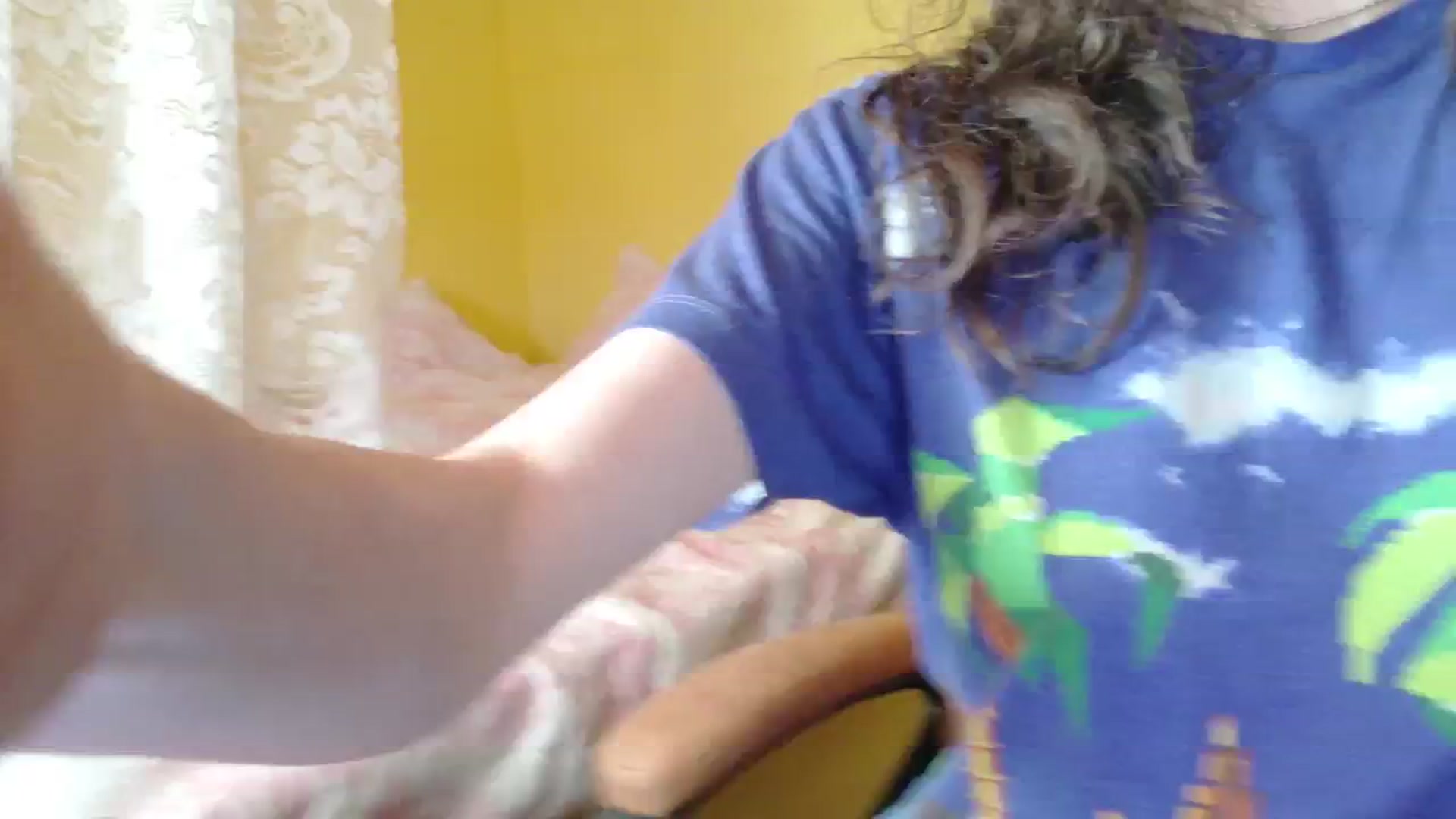Gallery image thumbnail from porcelaincity's myfreecams stream on, 11/06/2025, 16:18 image 12 of 20