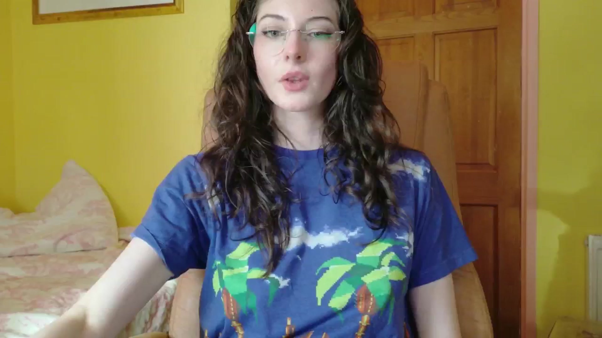 Gallery image thumbnail from porcelaincity's myfreecams stream on, 11/06/2025, 16:18 image 5 of 20