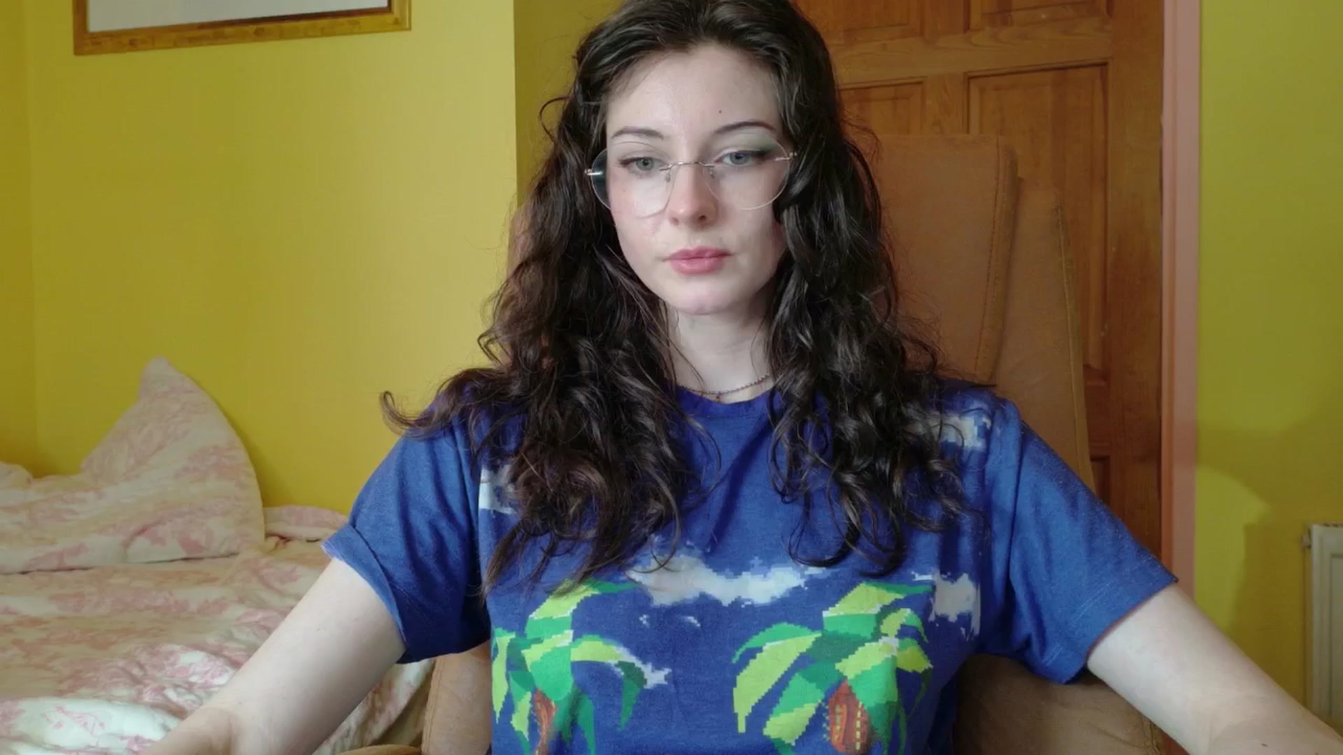 Gallery image thumbnail from porcelaincity's myfreecams stream on, 11/06/2025, 16:18 image 2 of 20
