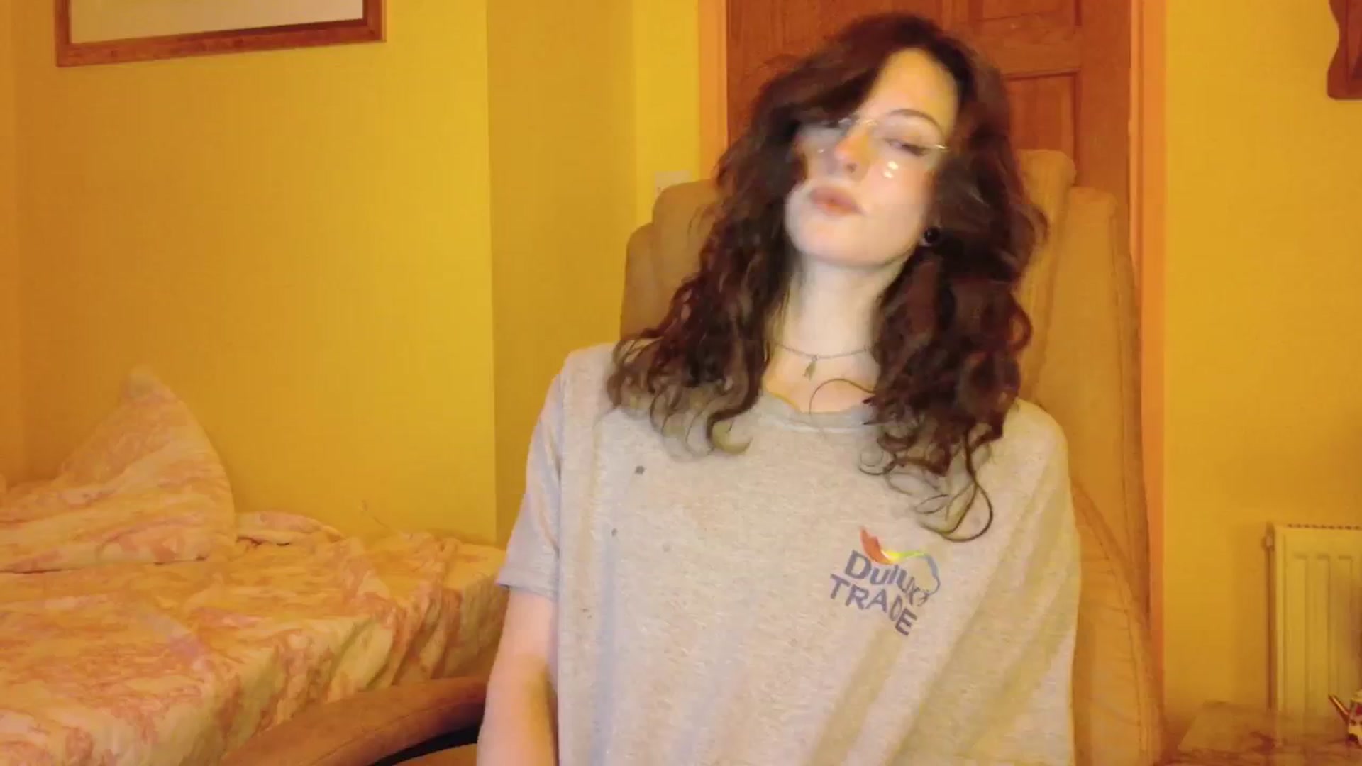 Gallery image thumbnail from porcelaincity's myfreecams stream on, 11/10/2025, 17:08 image 17 of 20