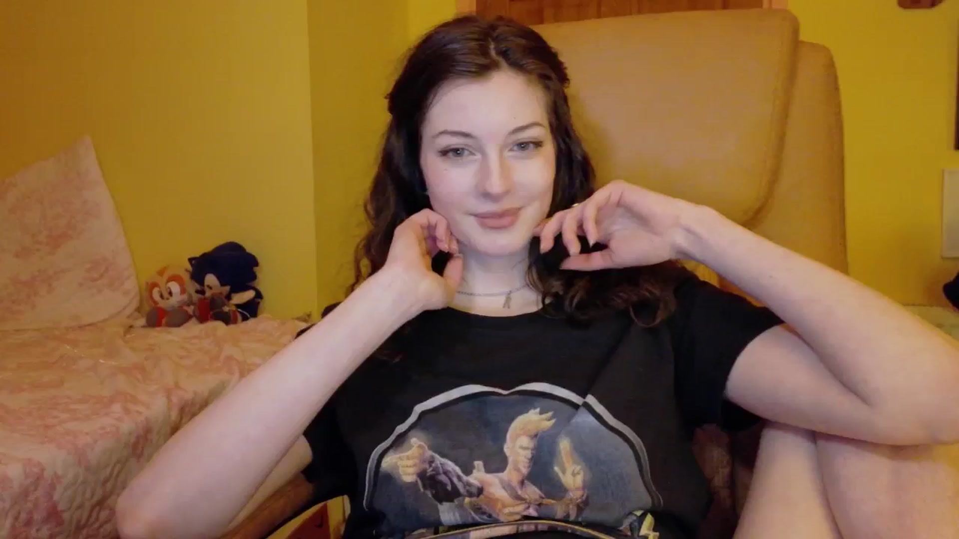 Gallery image thumbnail from porcelaincity's myfreecams stream on, 11/19/2025, 17:47 image 7 of 20