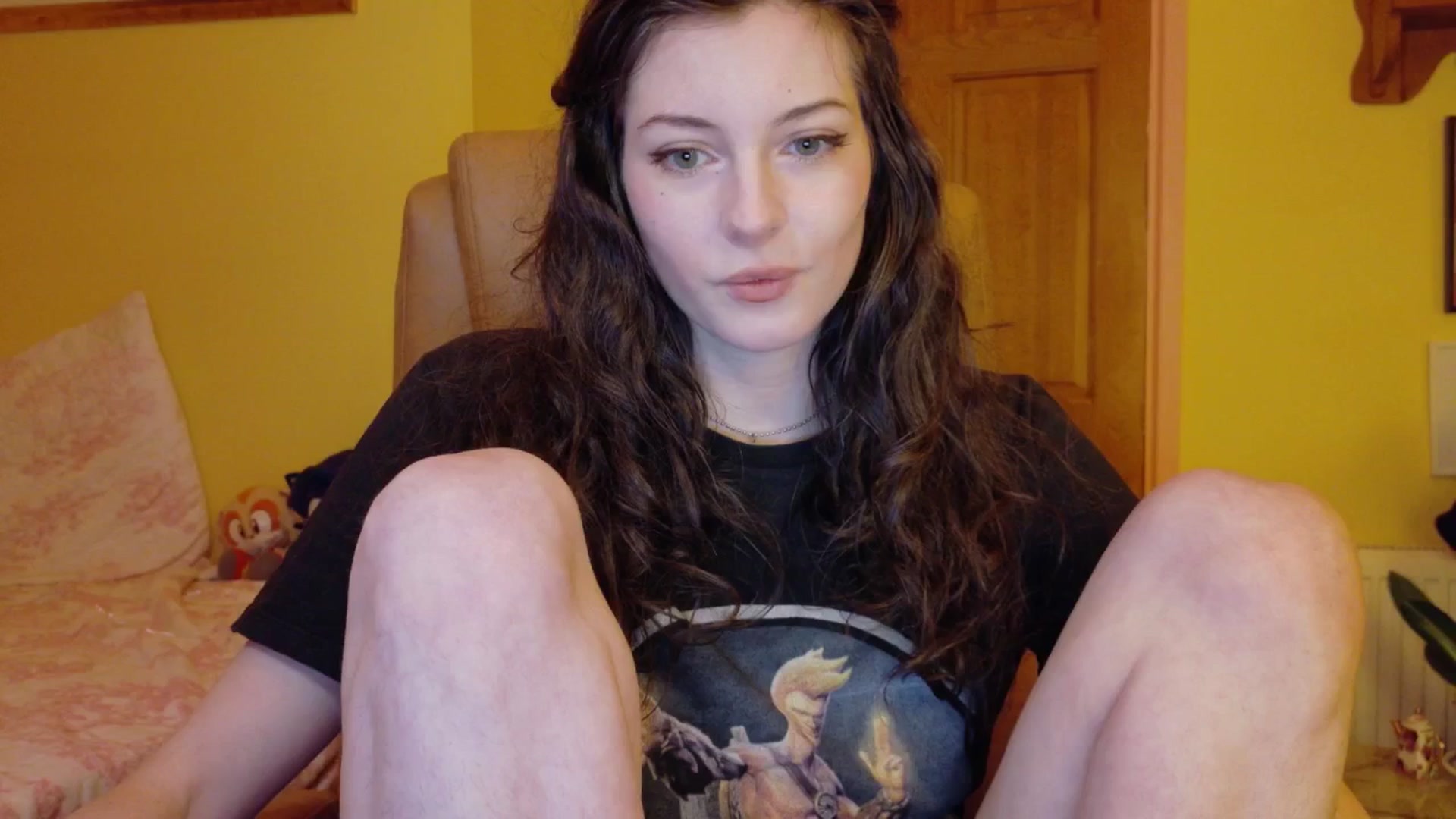 Gallery image thumbnail from porcelaincity's myfreecams stream on, 11/19/2025, 17:47 image 4 of 20