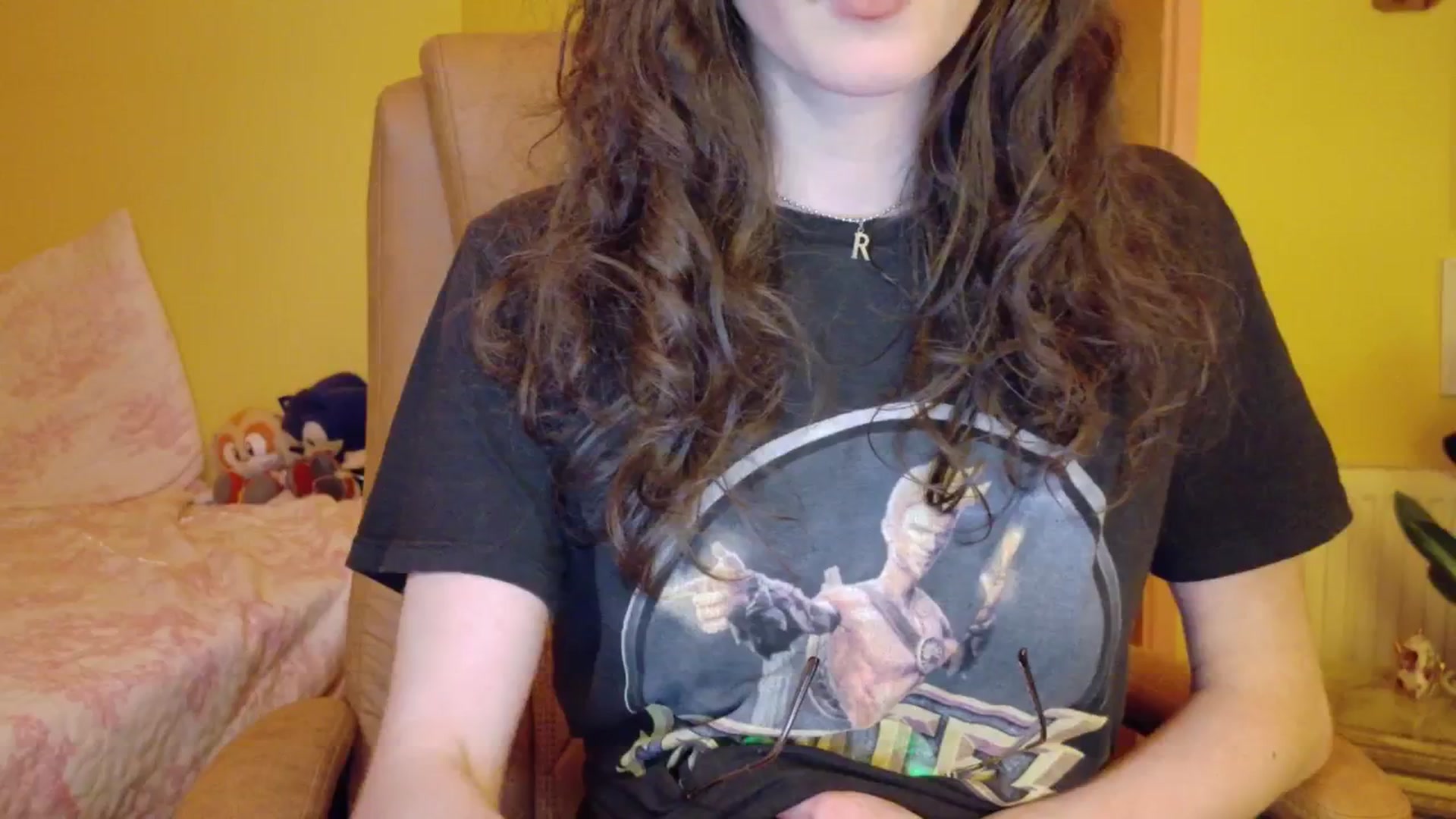 Gallery image thumbnail from porcelaincity's myfreecams stream on, 11/19/2025, 17:47 image 12 of 20
