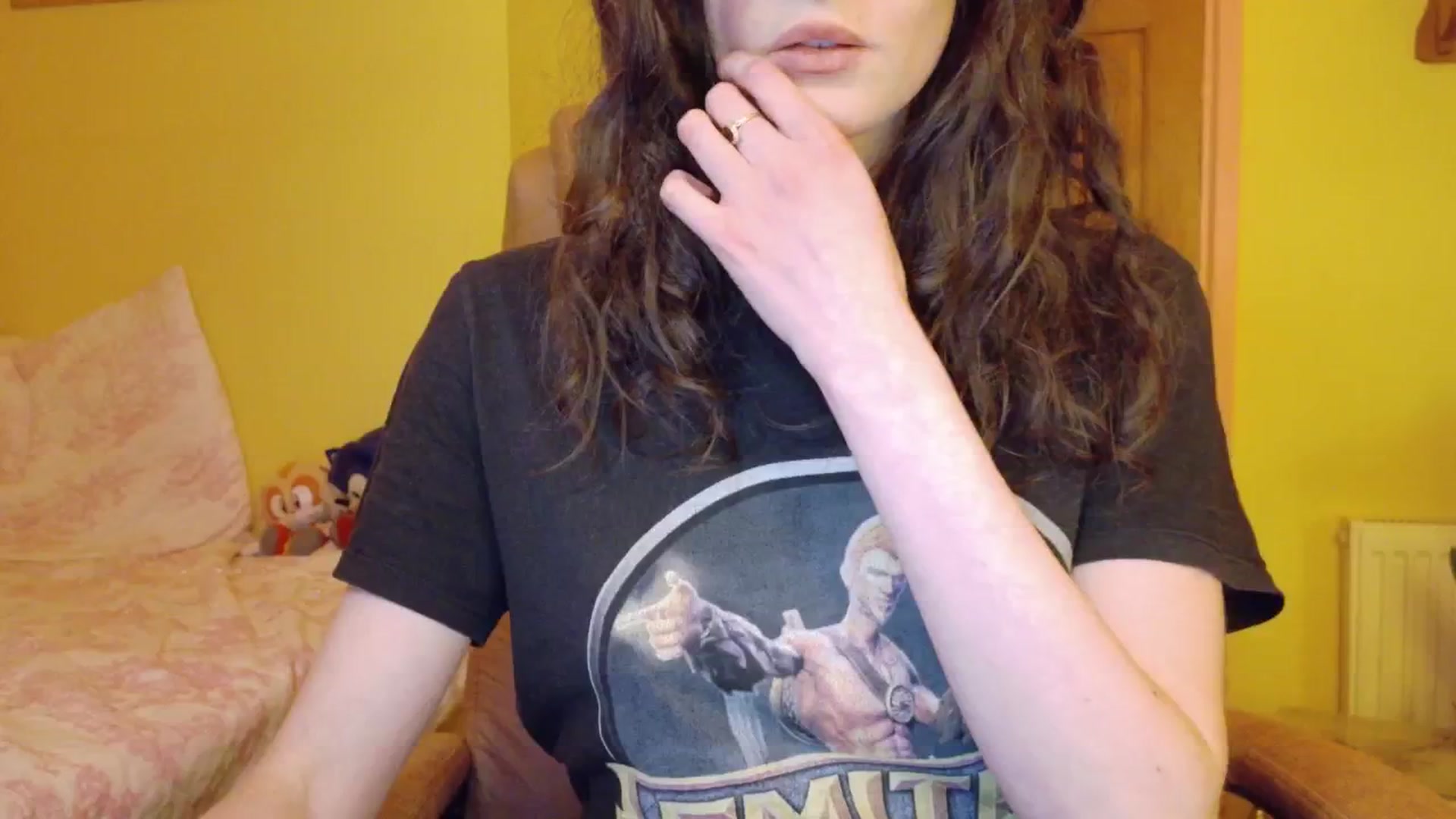 Gallery image thumbnail from porcelaincity's myfreecams stream on, 11/19/2025, 18:05 image 14 of 20