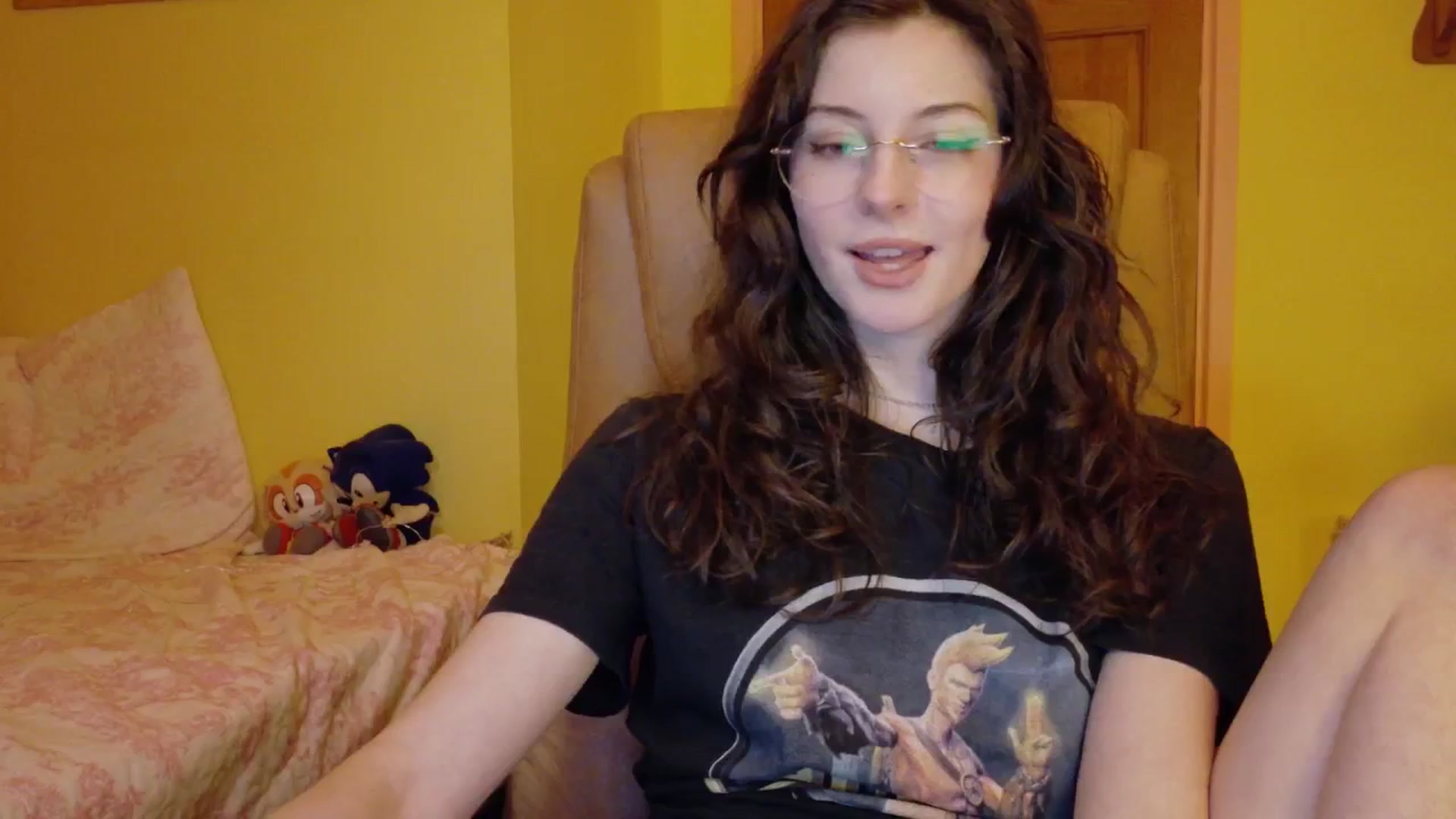 Gallery image thumbnail from porcelaincity's myfreecams stream on, 11/19/2025, 18:05 image 17 of 20