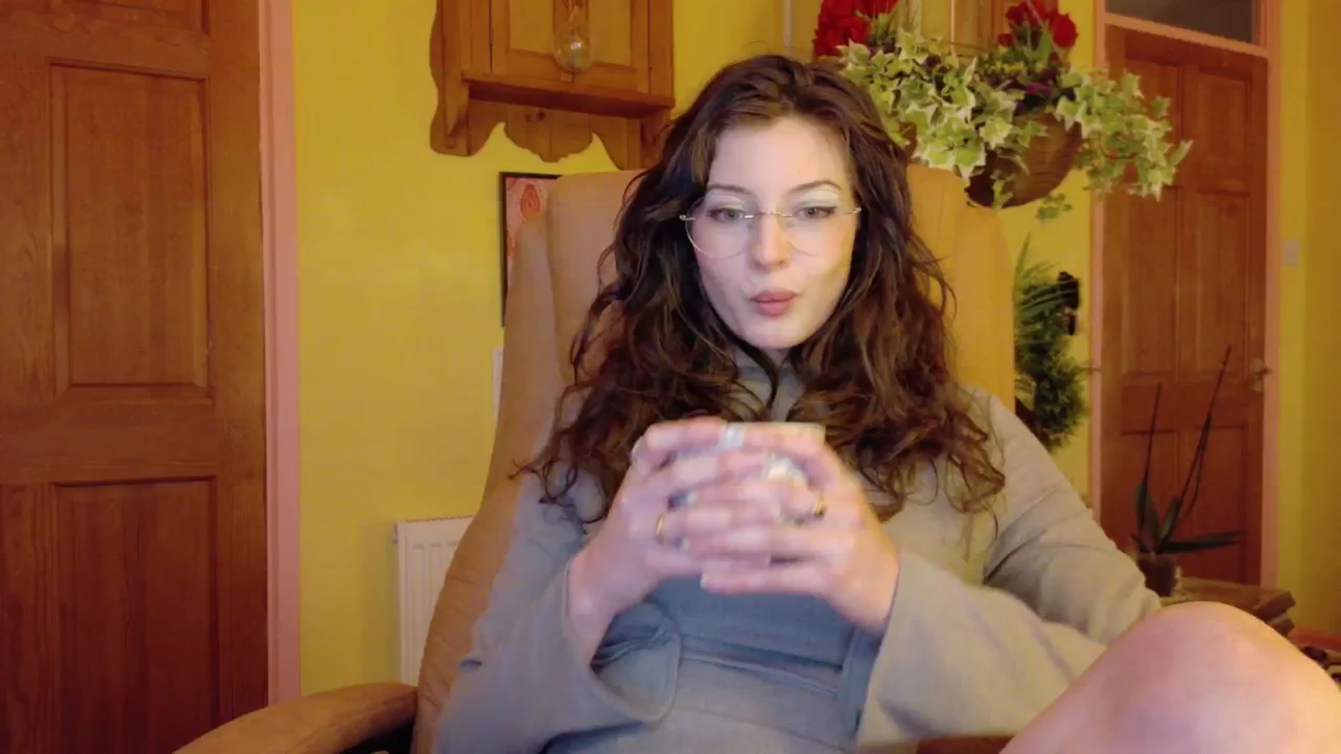 Gallery image thumbnail from porcelaincity's myfreecams stream on, 11/20/2025, 16:26 image 6 of 20