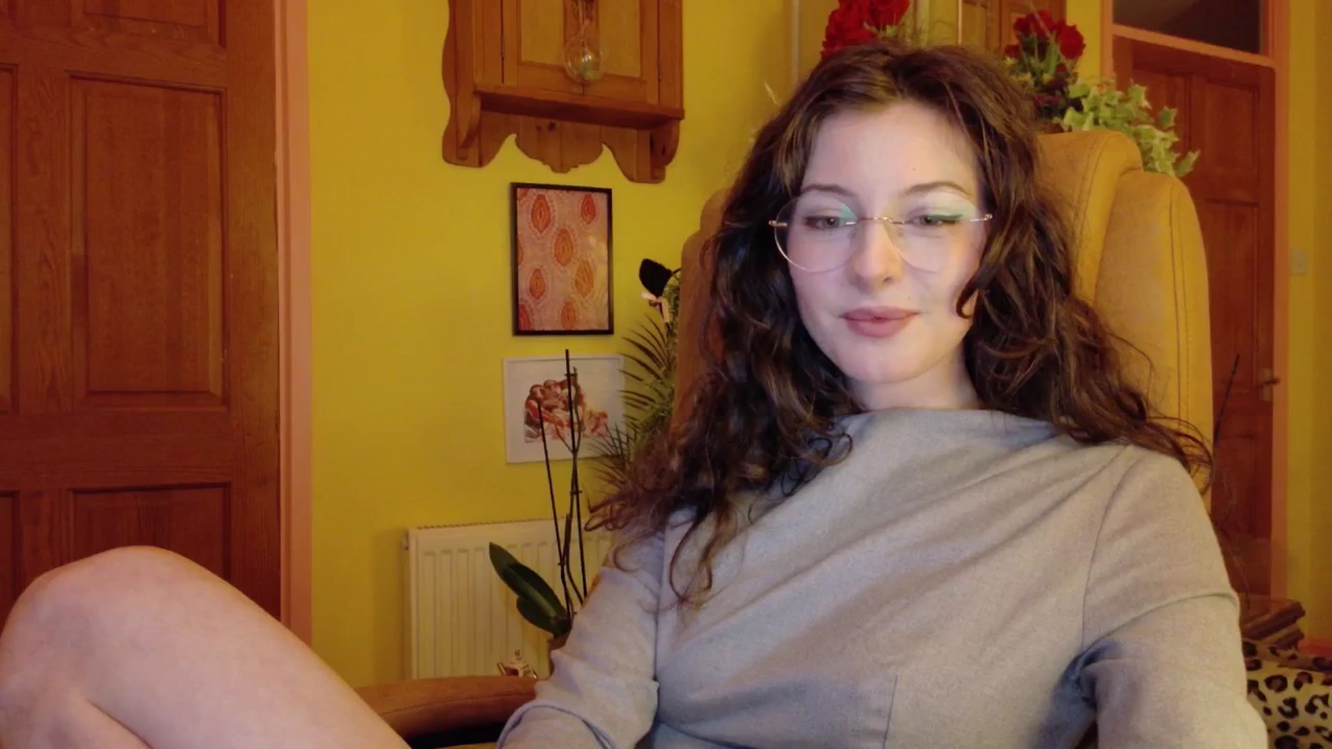 Gallery image thumbnail from porcelaincity's myfreecams stream on, 11/20/2025, 18:13 image 7 of 20